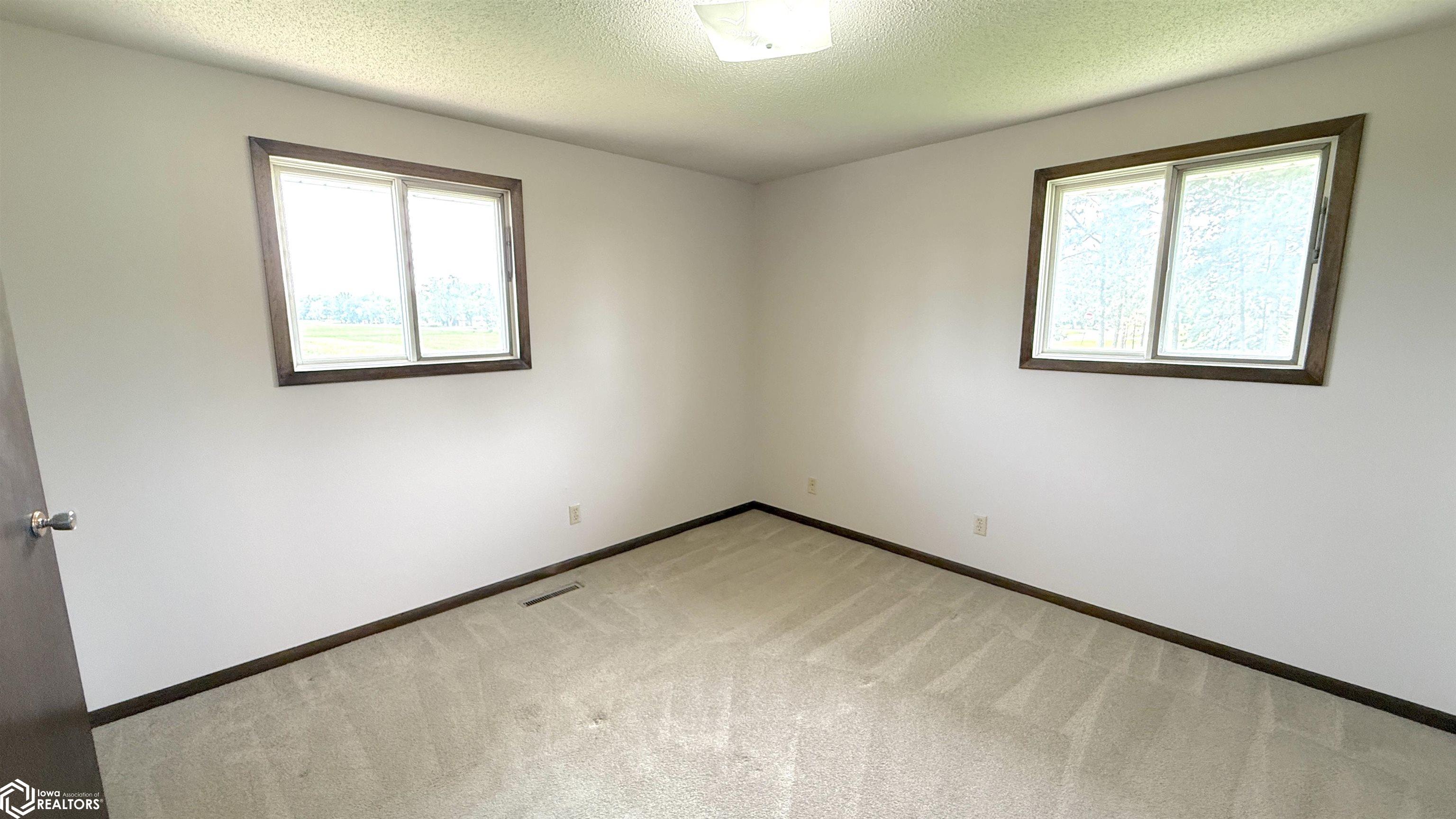 3310 Delaware Avenue, Mason City, Iowa image 17