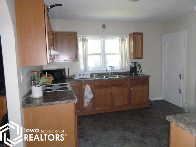 1621 S Central Avenue, Burlington, Iowa image 6