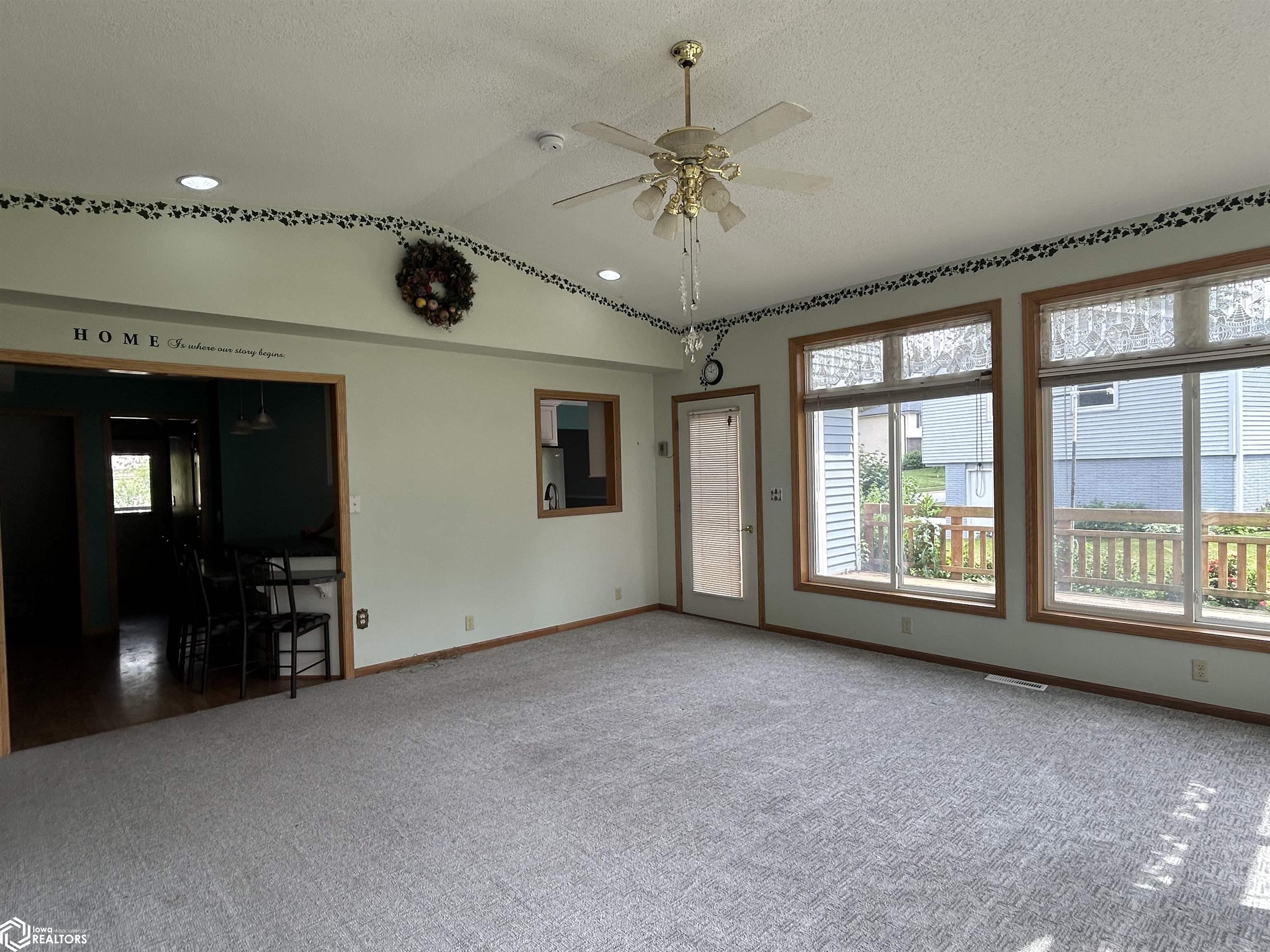 2207 Wakefield Drive, Marshalltown, Iowa image 15
