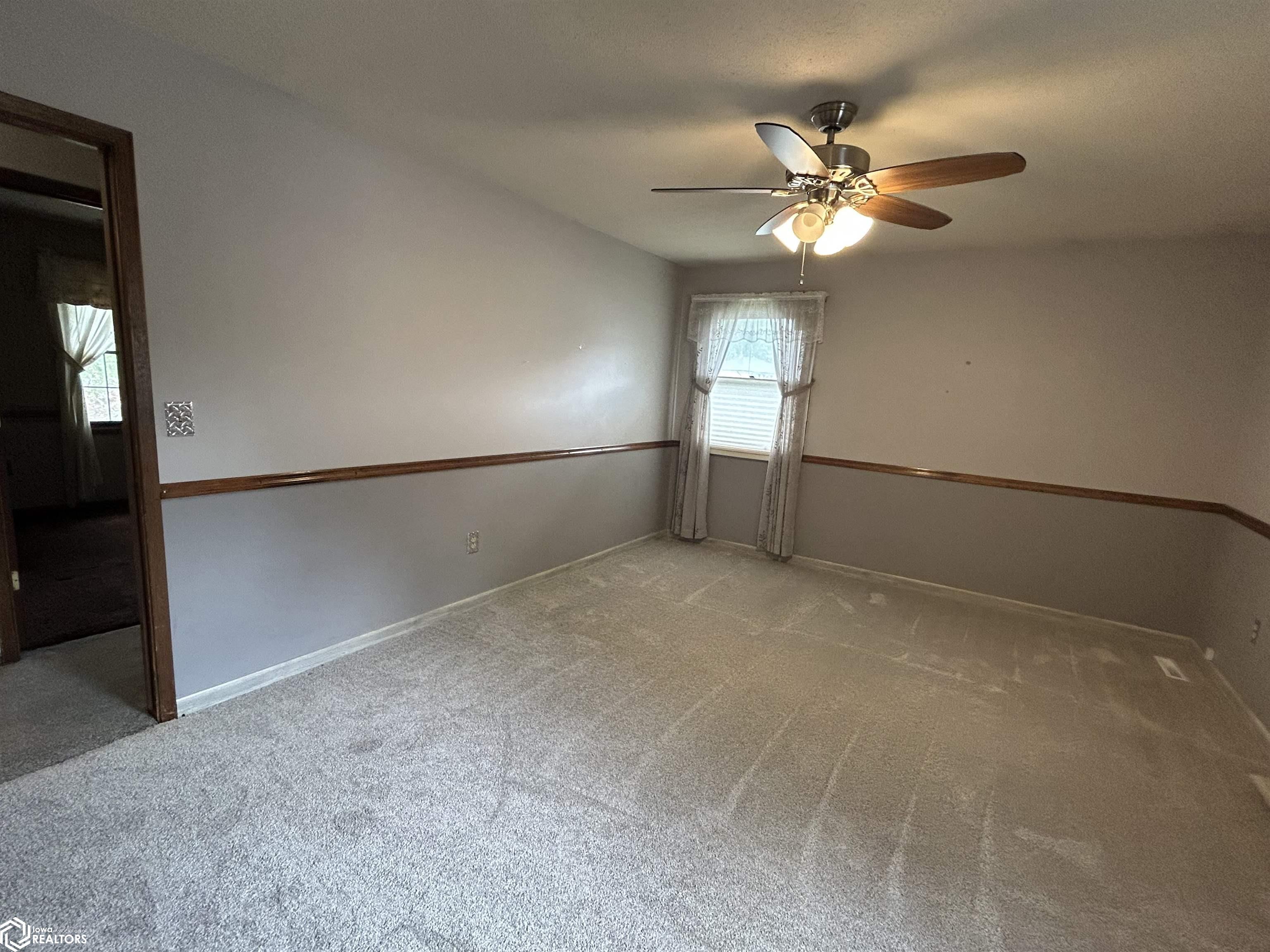 2207 Wakefield Drive, Marshalltown, Iowa image 24