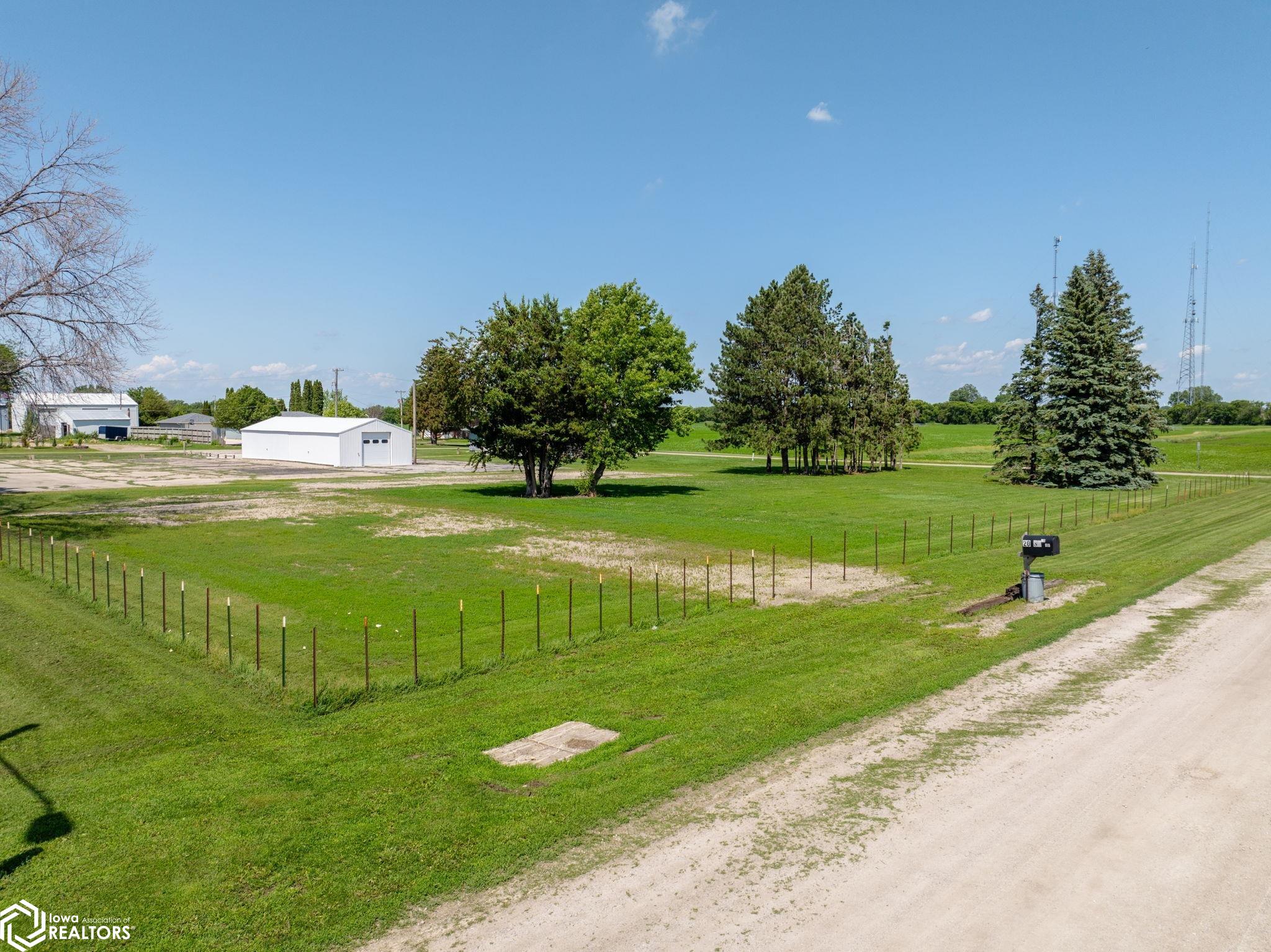 20 34th Street, Mason City, Iowa image 1