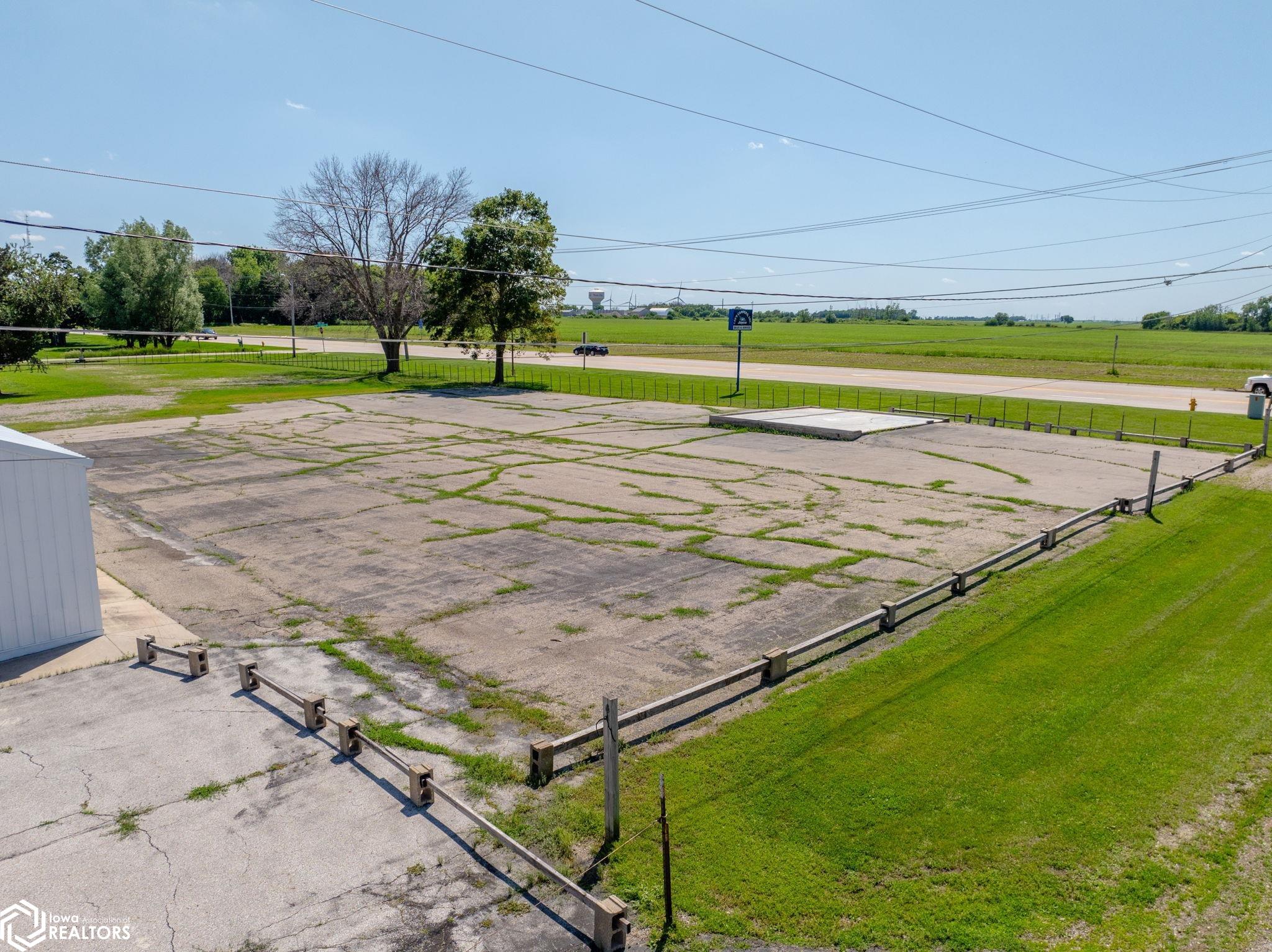 33rd Street, Mason City, Iowa image 3