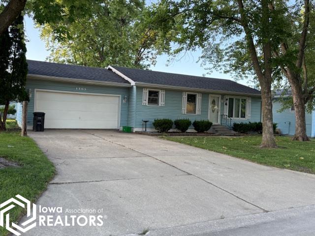 1203 E Madison Street, Mount Pleasant, Iowa image 1