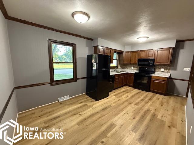 1203 E Madison Street, Mount Pleasant, Iowa image 2