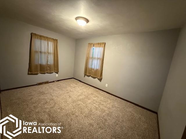 1203 E Madison Street, Mount Pleasant, Iowa image 6