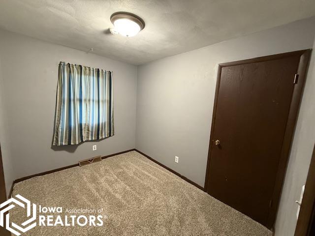 1203 E Madison Street, Mount Pleasant, Iowa image 7