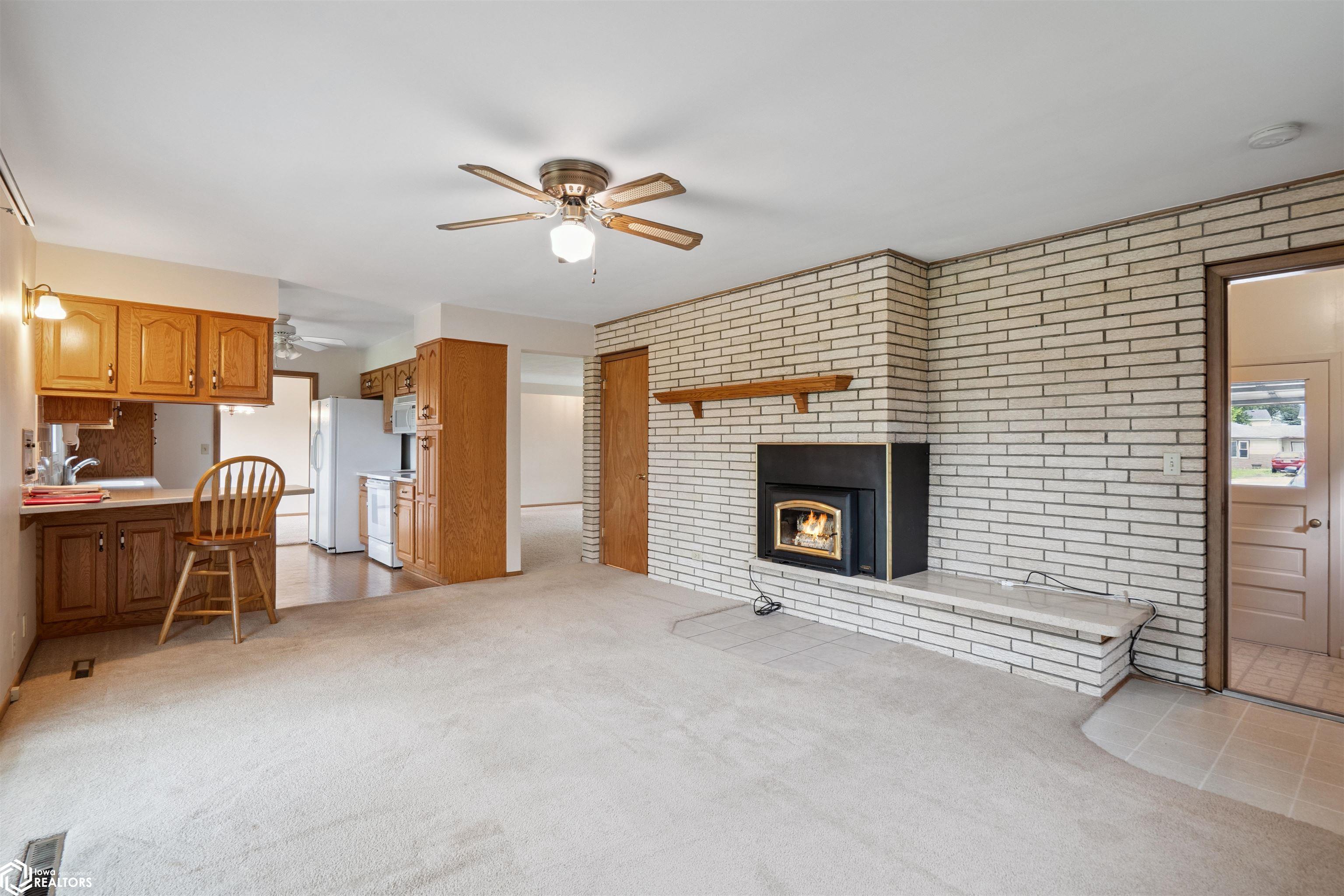 7 Edgeland Drive, Marshalltown, Iowa image 10