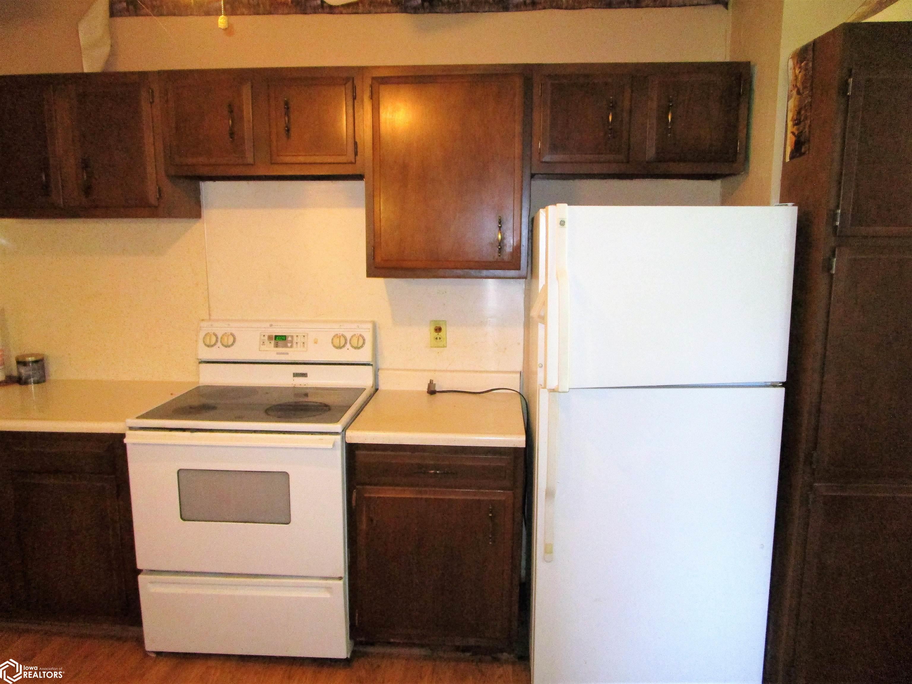 307 2nd Street, Bradford, Iowa image 13