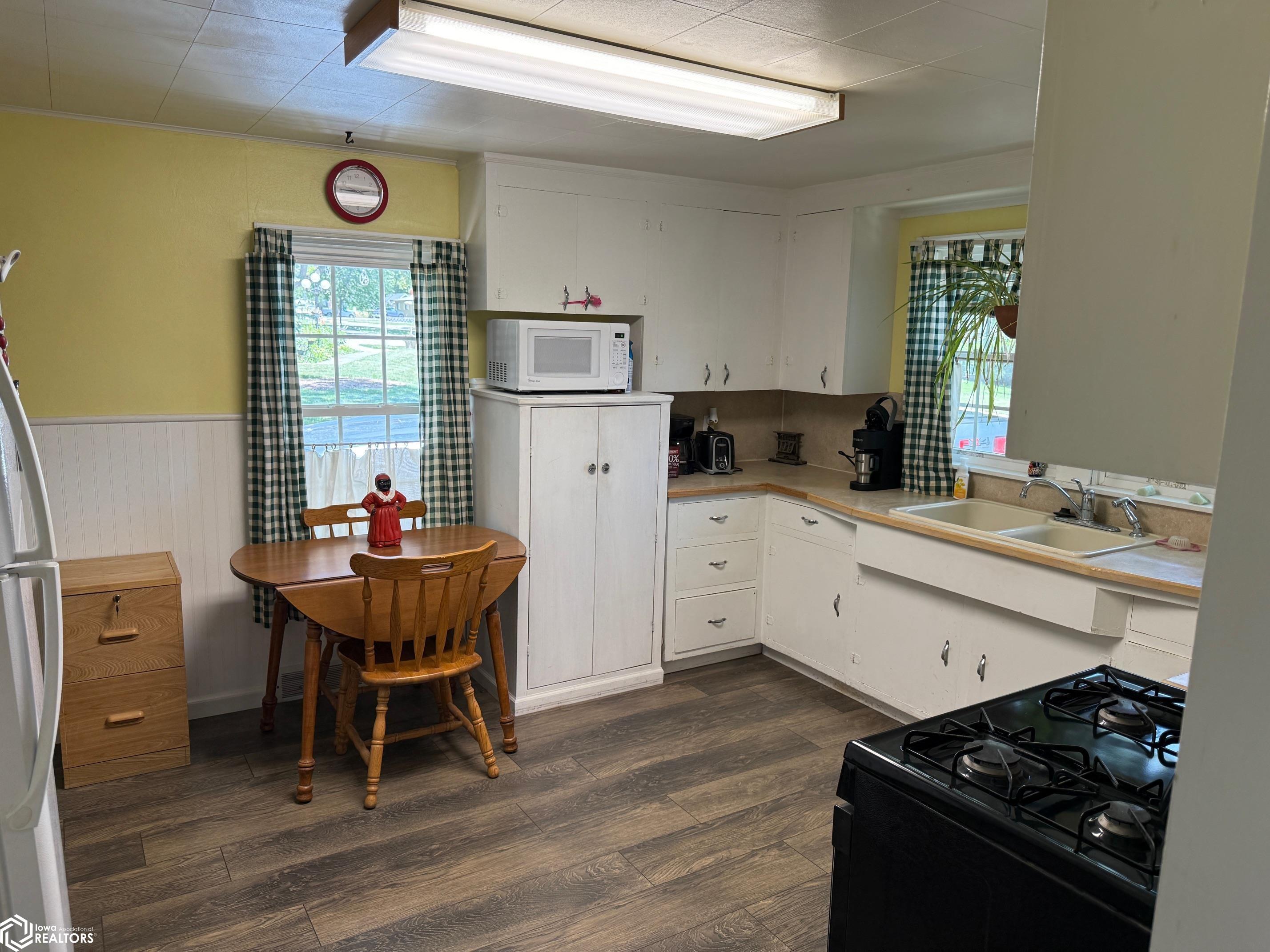 404 Edwards Street, Emerson, Iowa image 16