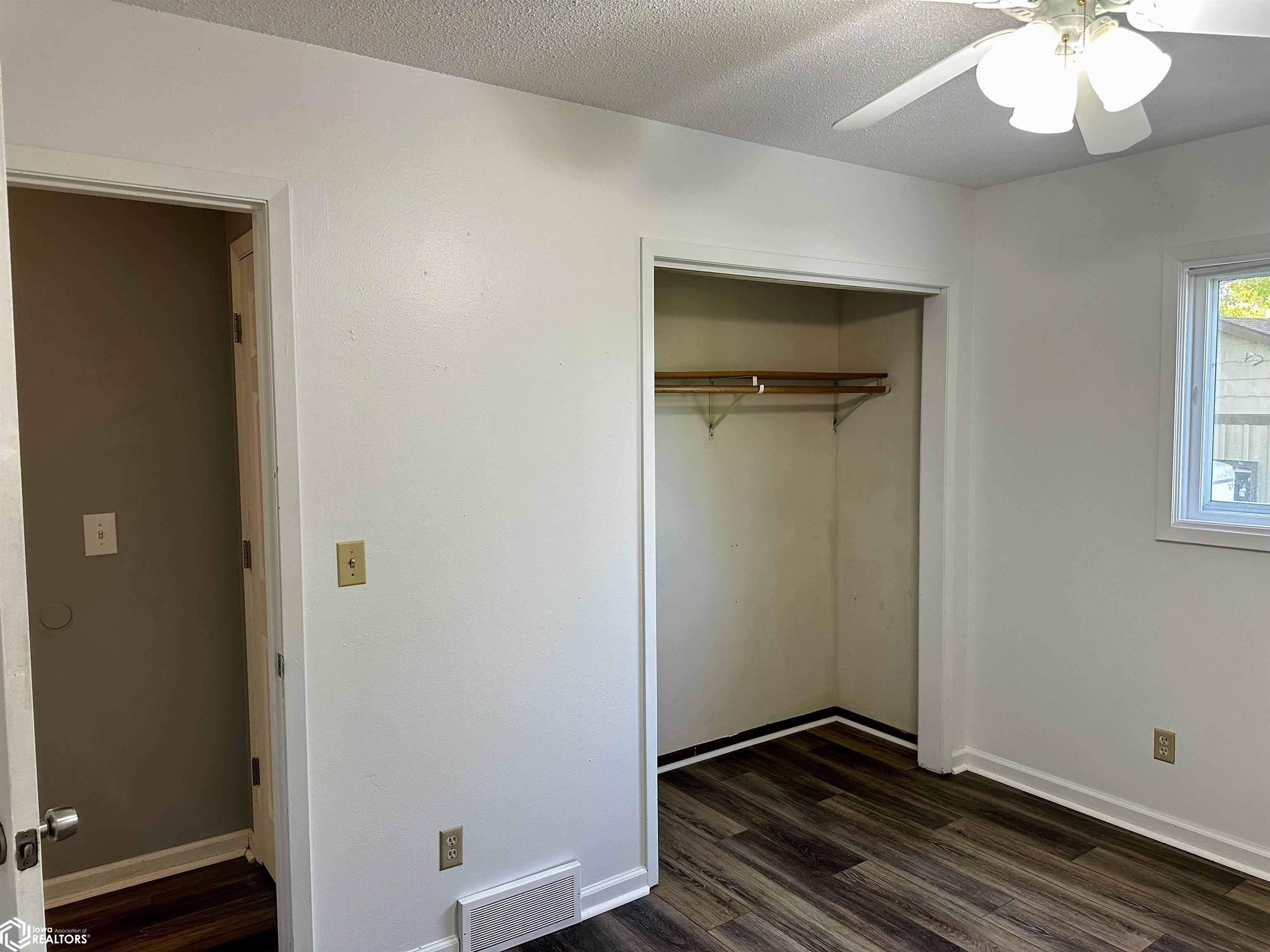 203 Orchard Street, Bedford, Iowa image 20