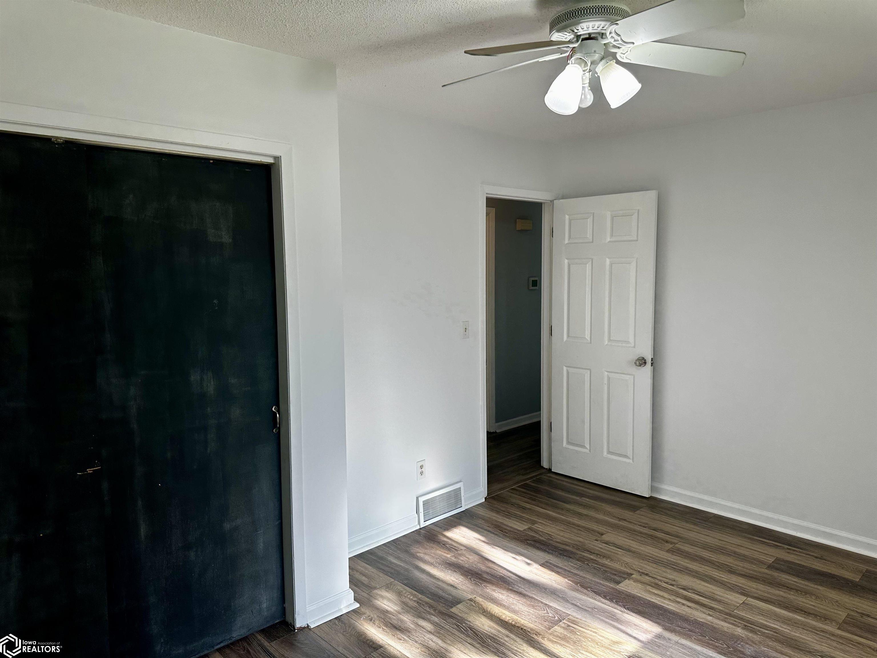 203 Orchard Street, Bedford, Iowa image 23