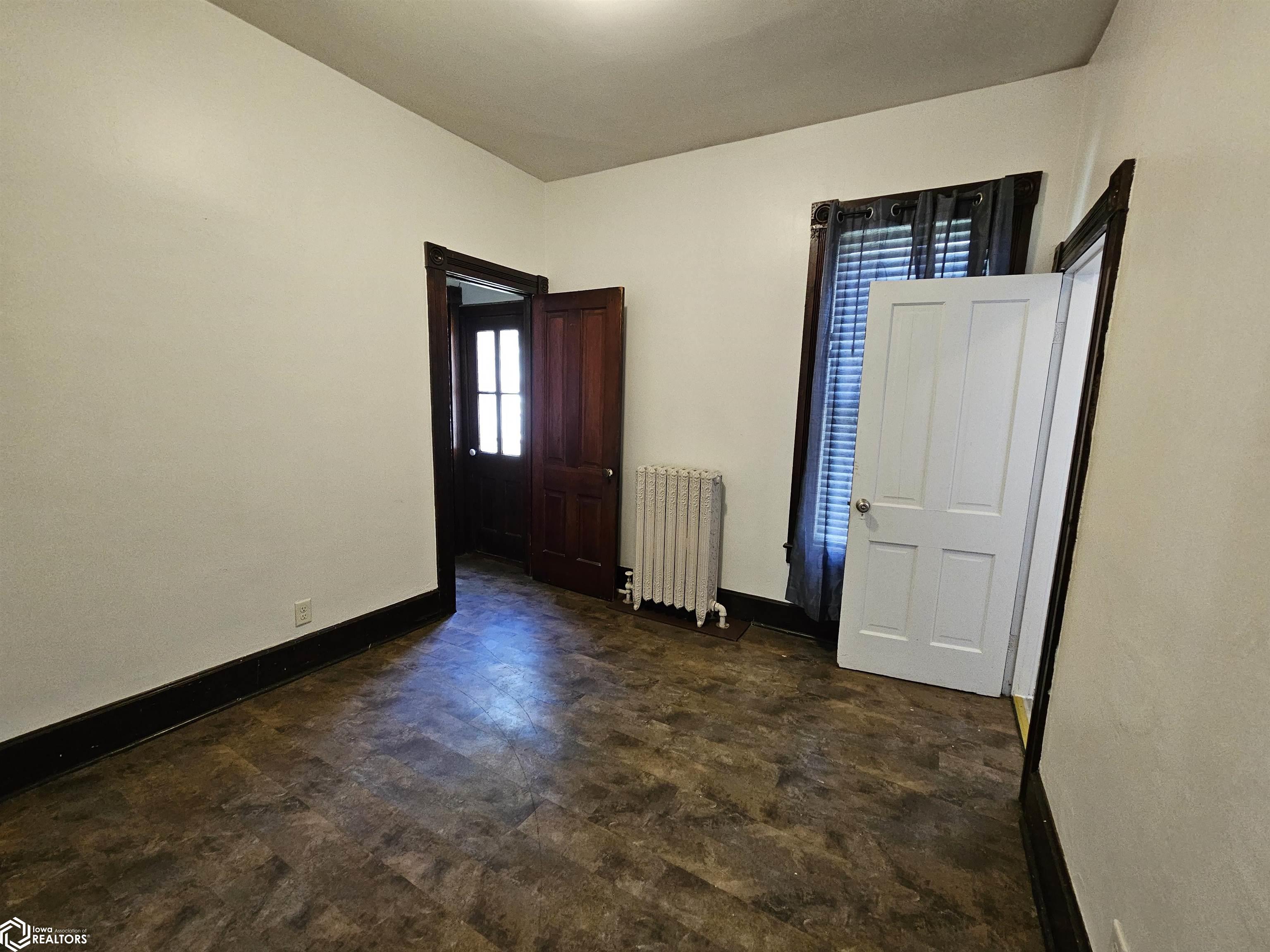 312 S 10th Street, Burlington, Iowa image 7