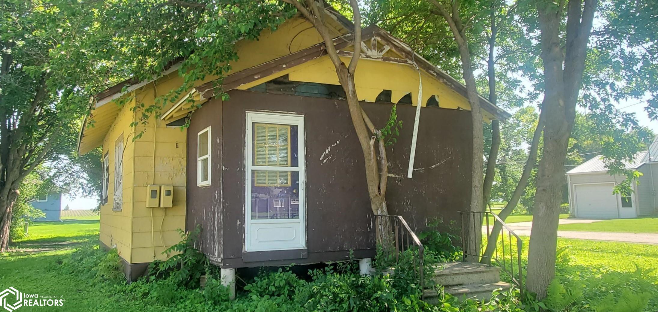 510 Ash Avenue, Swea City, Iowa image 1