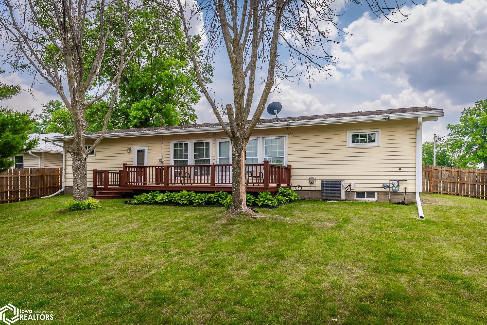 307 Edgeland Drive, Marshalltown, Iowa image 31
