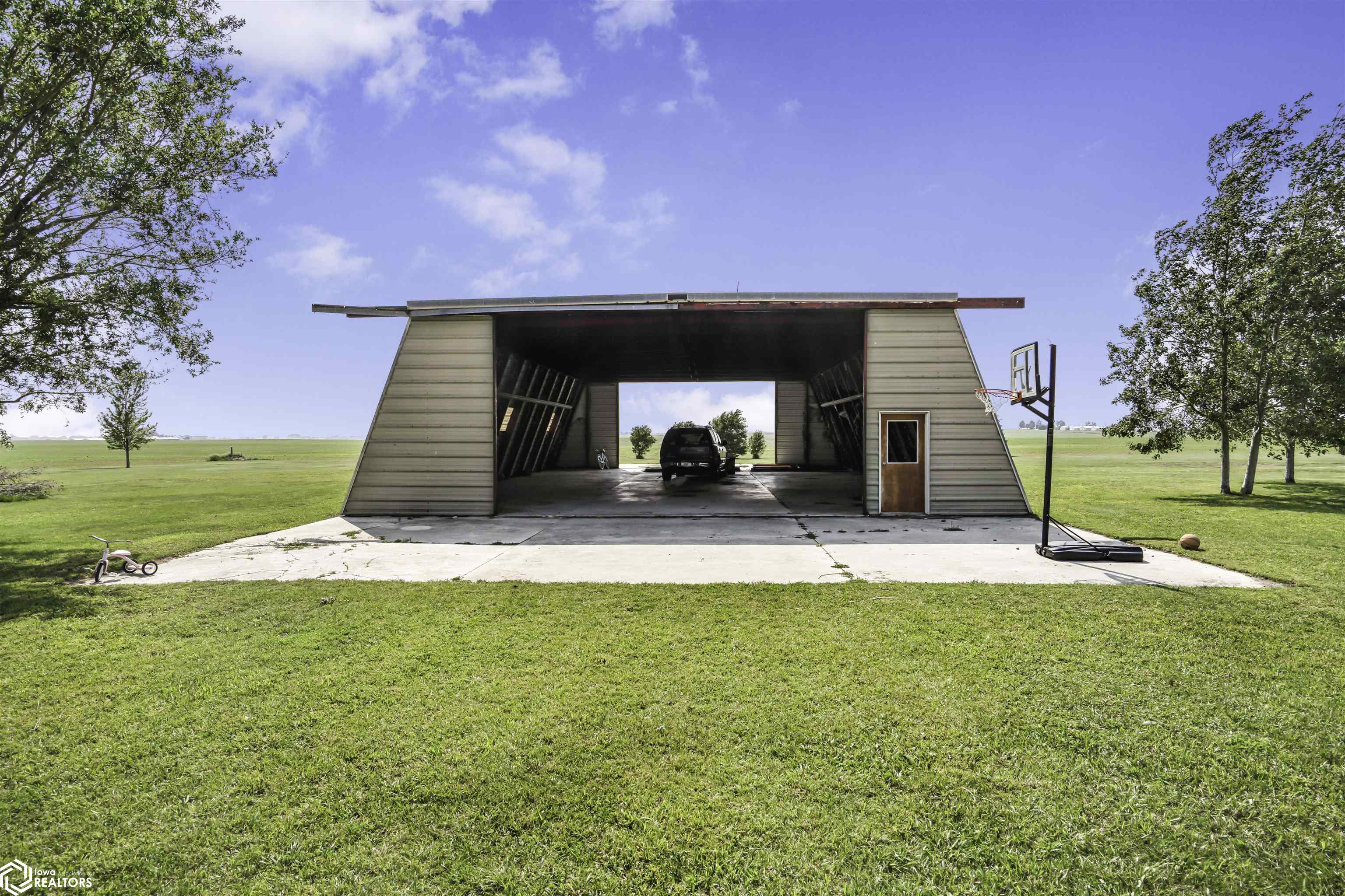 2933 Little Wall Lake Road, Jewell, Iowa image 24