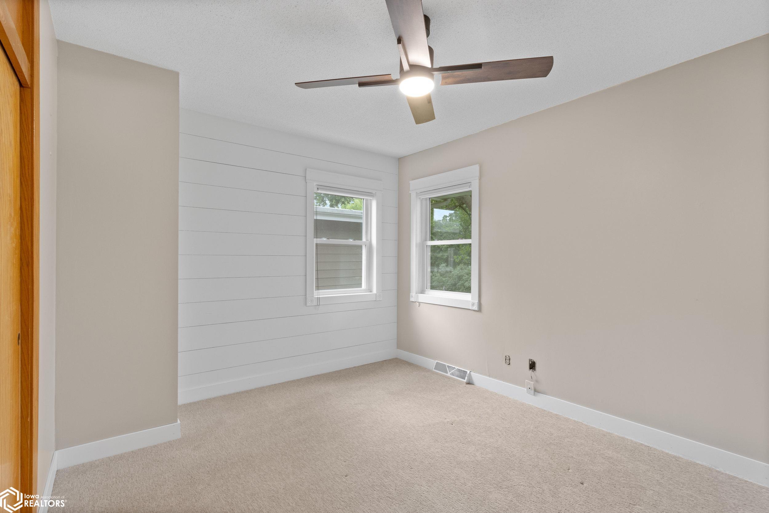 605 N Best St, Forest City, Iowa image 7