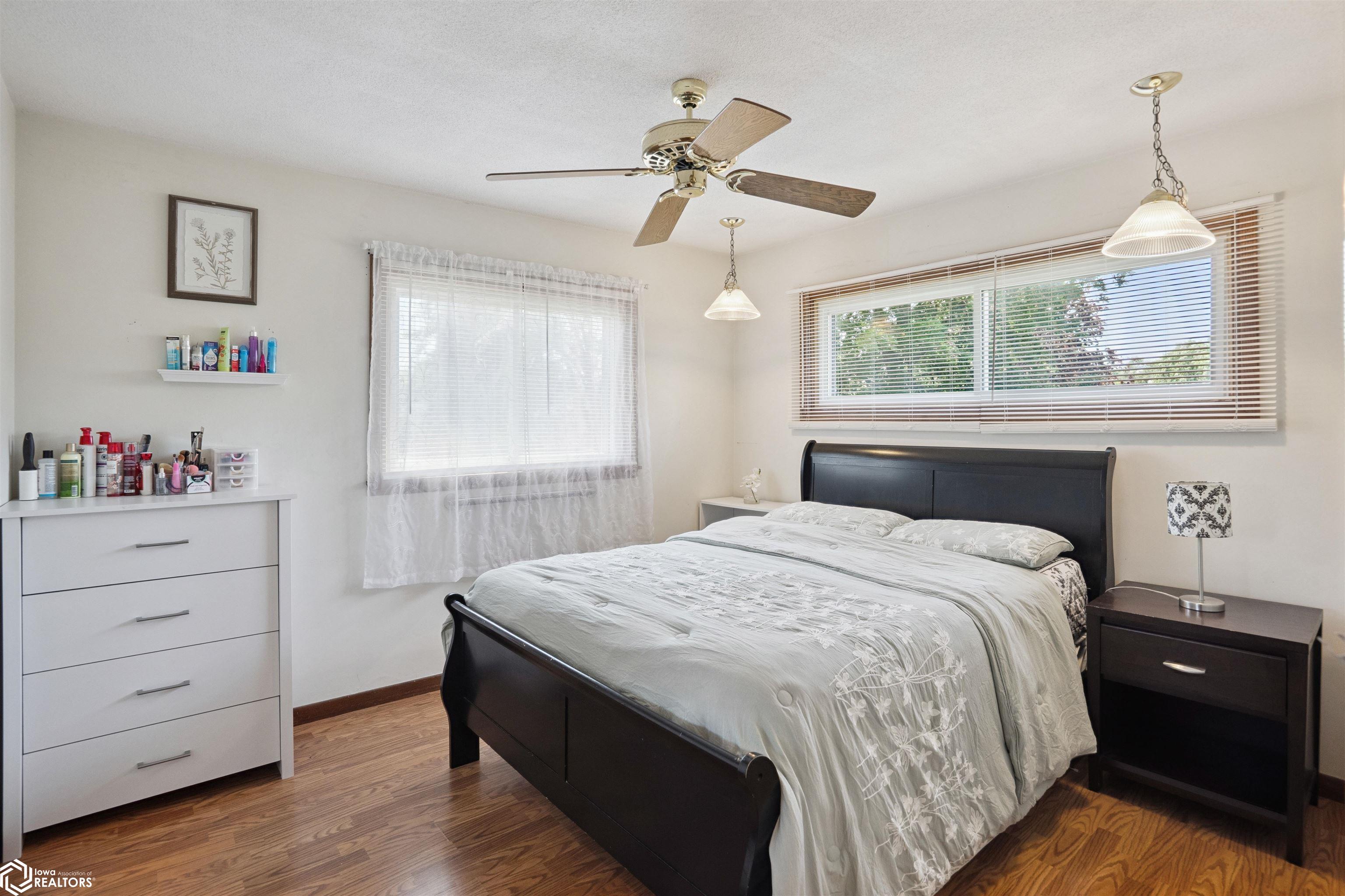 2505 Reyclif Drive, Marshalltown, Iowa image 17