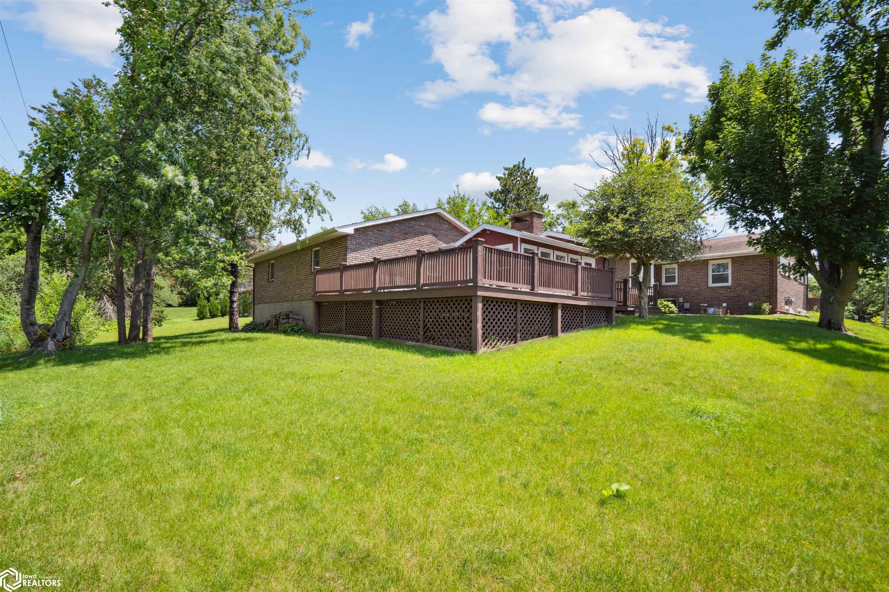 2505 Reyclif Drive, Marshalltown, Iowa image 32