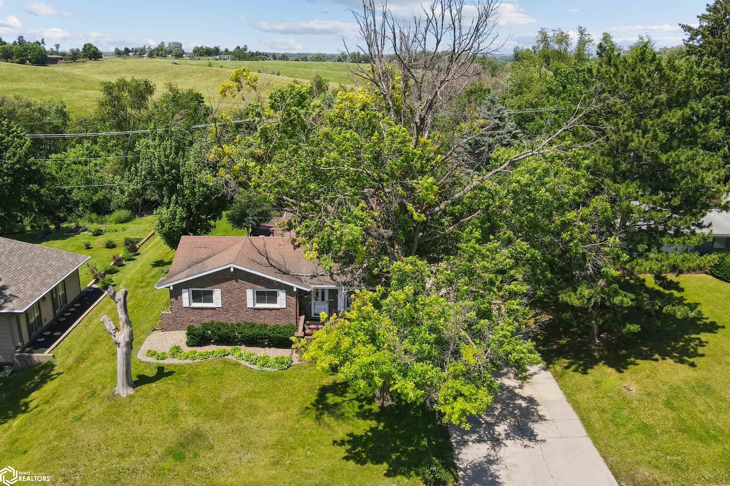 2505 Reyclif Drive, Marshalltown, Iowa image 35