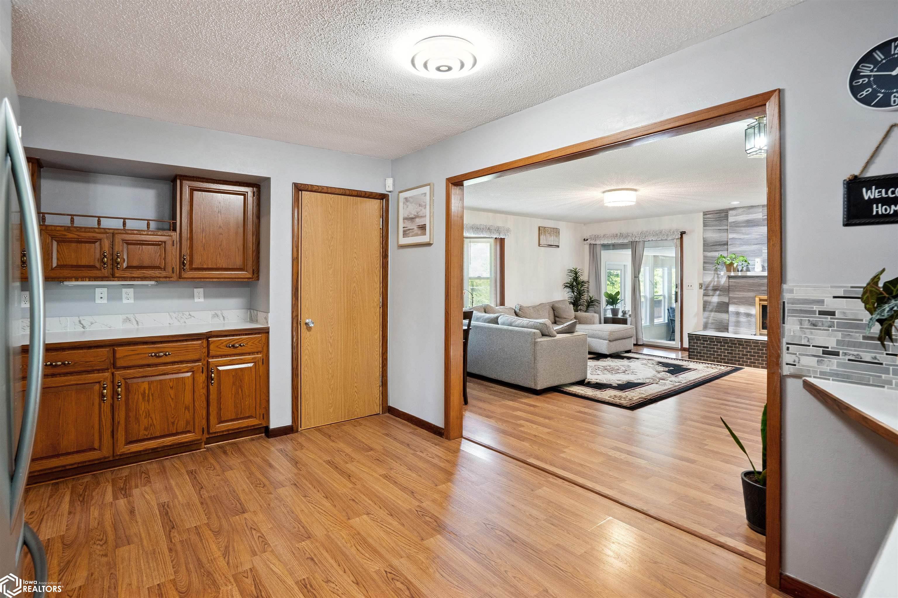 2505 Reyclif Drive, Marshalltown, Iowa image 10
