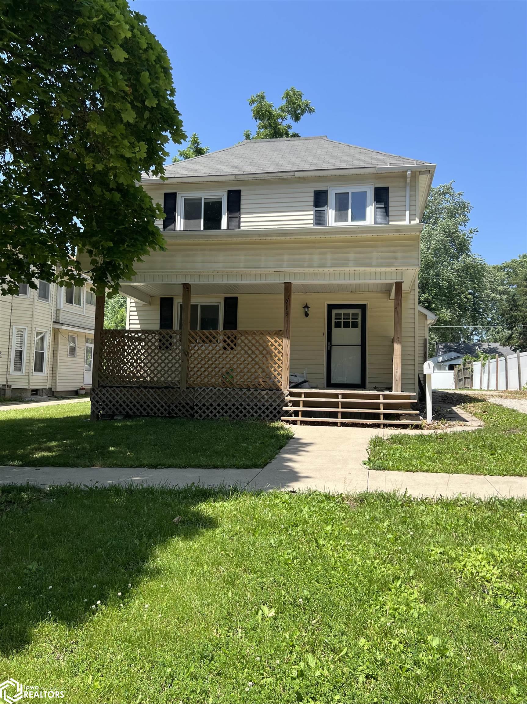 915 W Montgomery Street, Creston, Iowa image 1