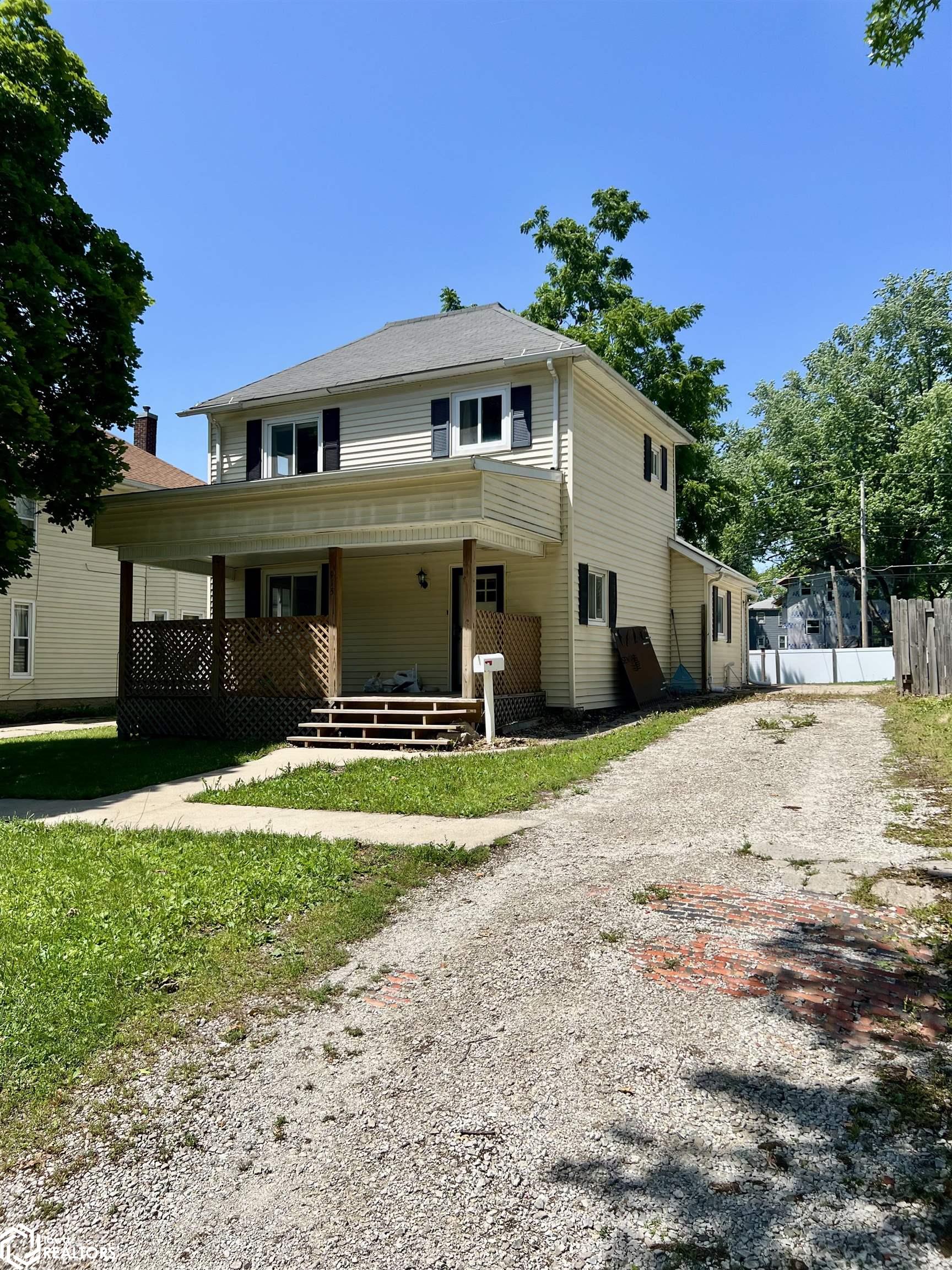915 W Montgomery Street, Creston, Iowa image 2