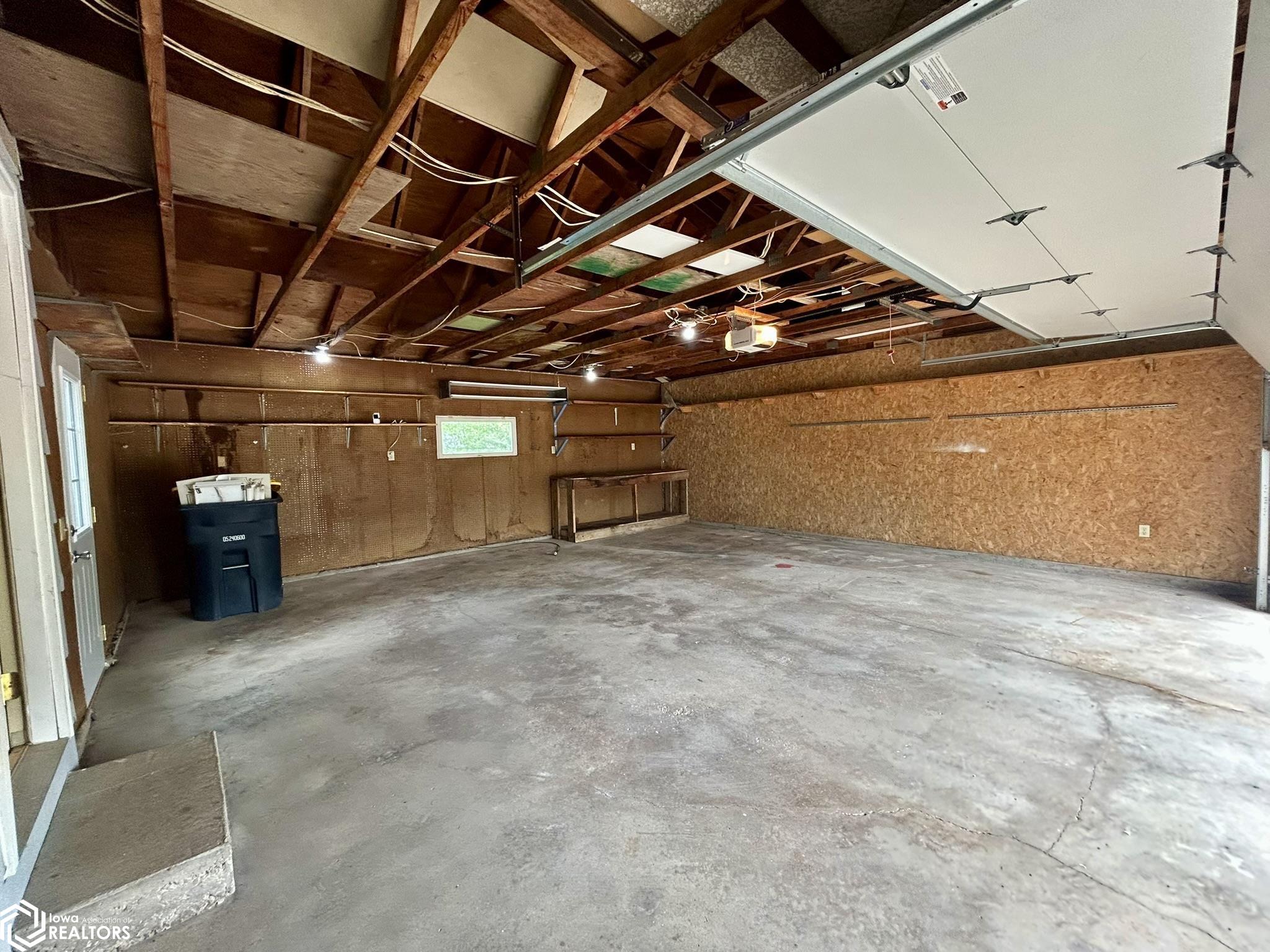 304 Roy El Court, Wapello, Iowa image 6