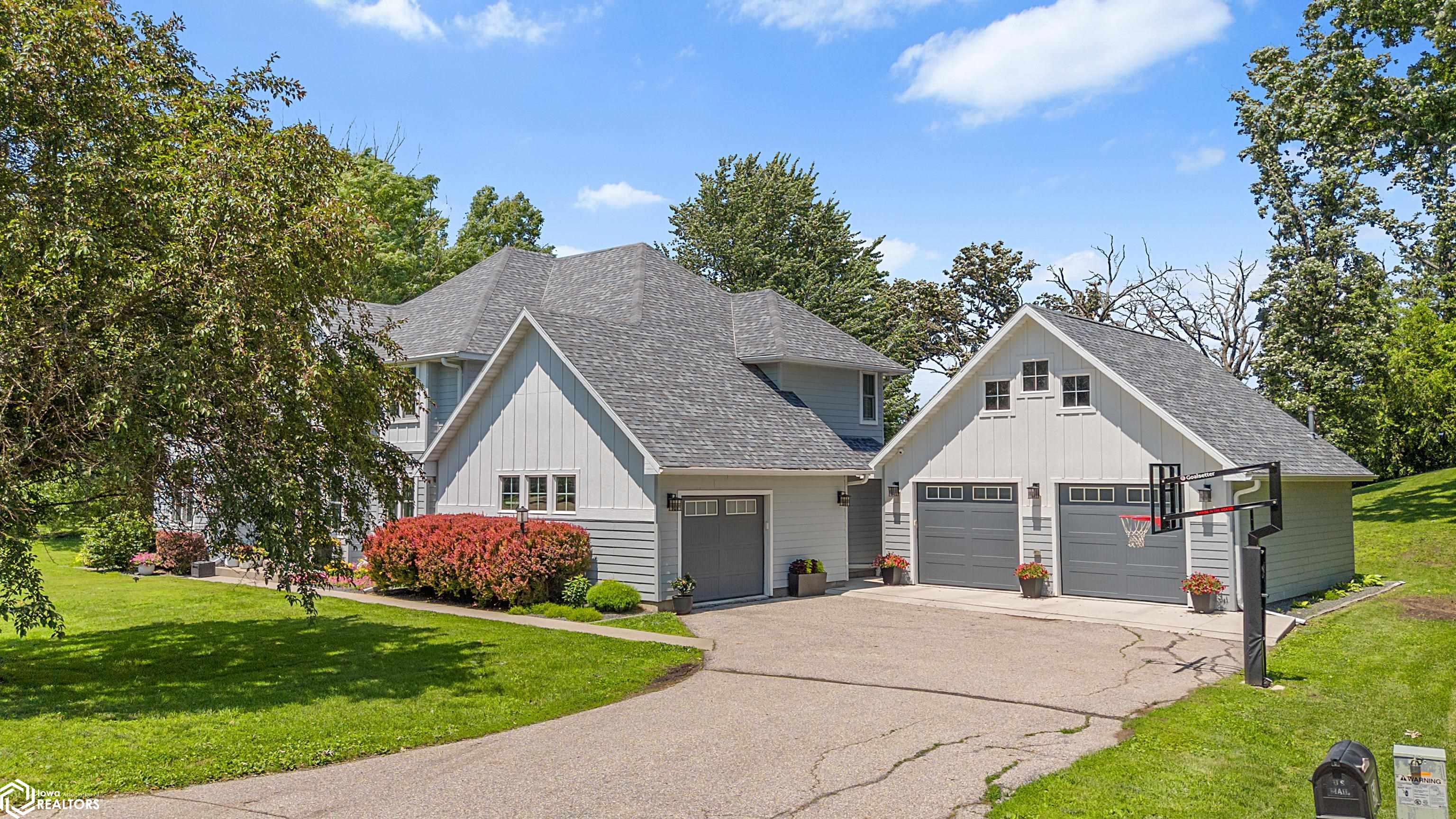 54 Four Winds Drive, Clear Lake, Iowa image 2