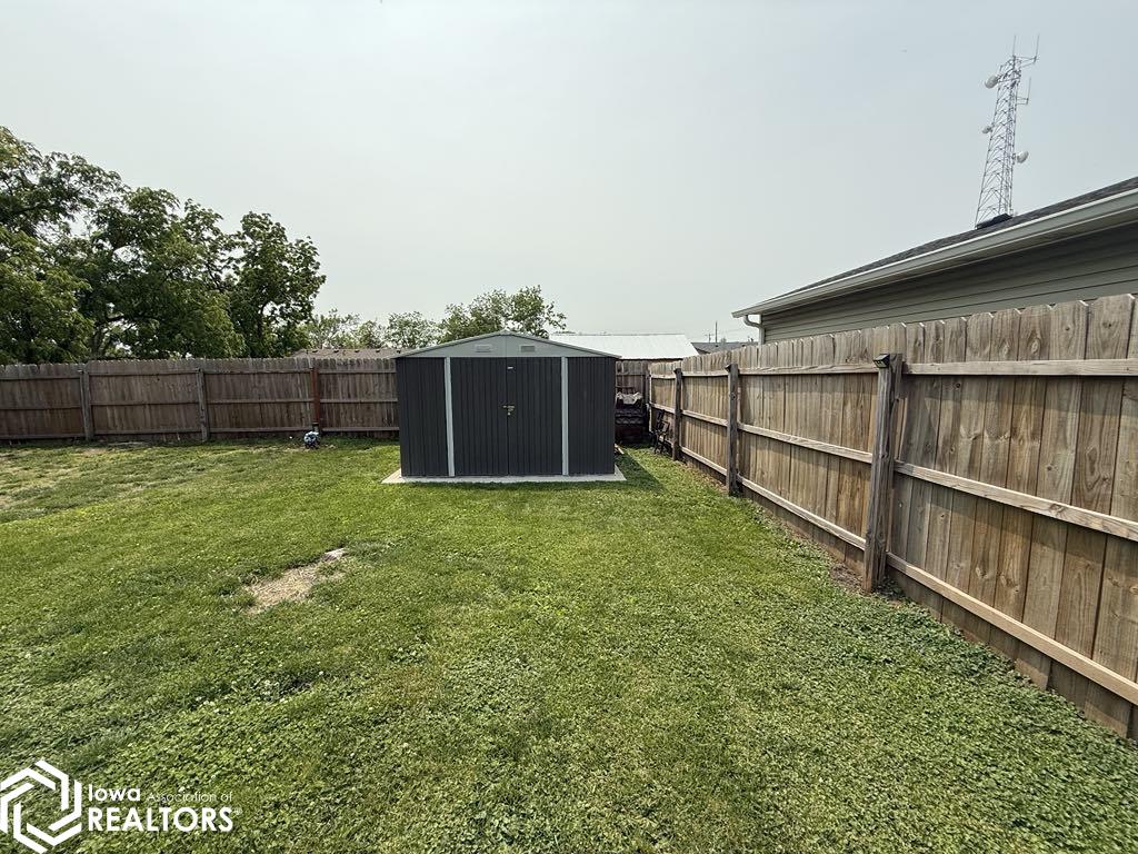1112 S 16th Street, Centerville, Iowa image 5