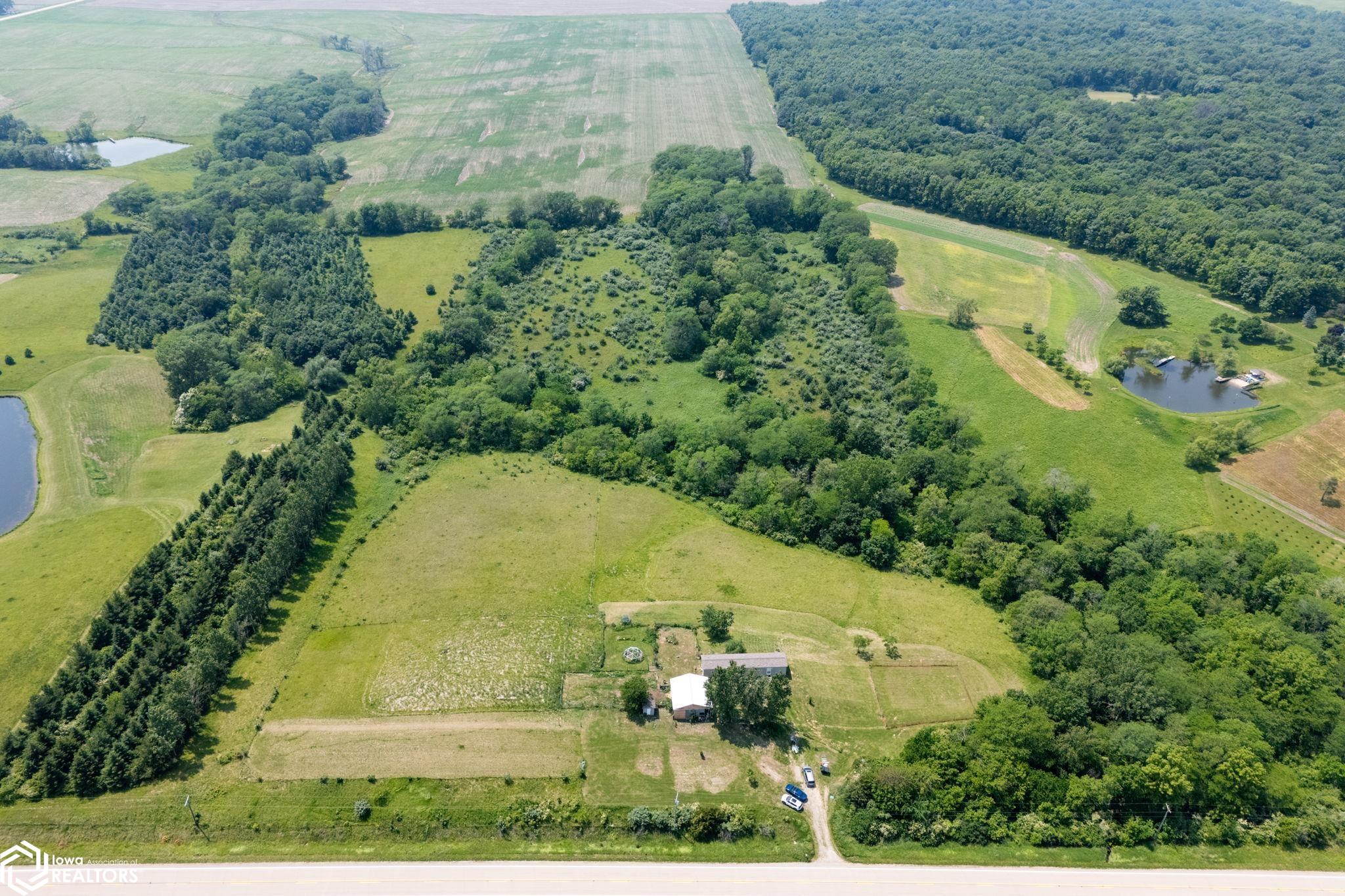 13483 Co Rd W66, Columbus Junction, Iowa image 1