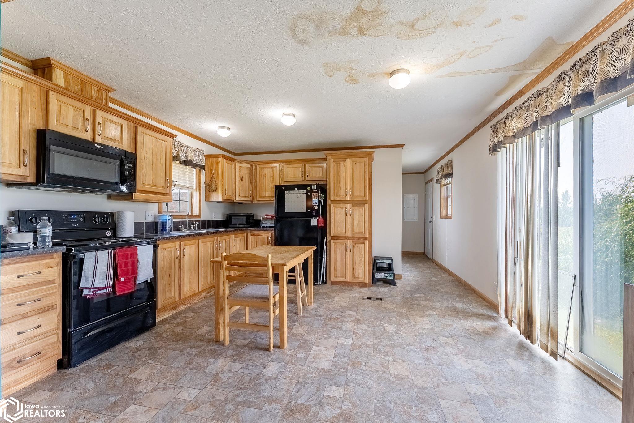 13483 Co Rd W66, Columbus Junction, Iowa image 4