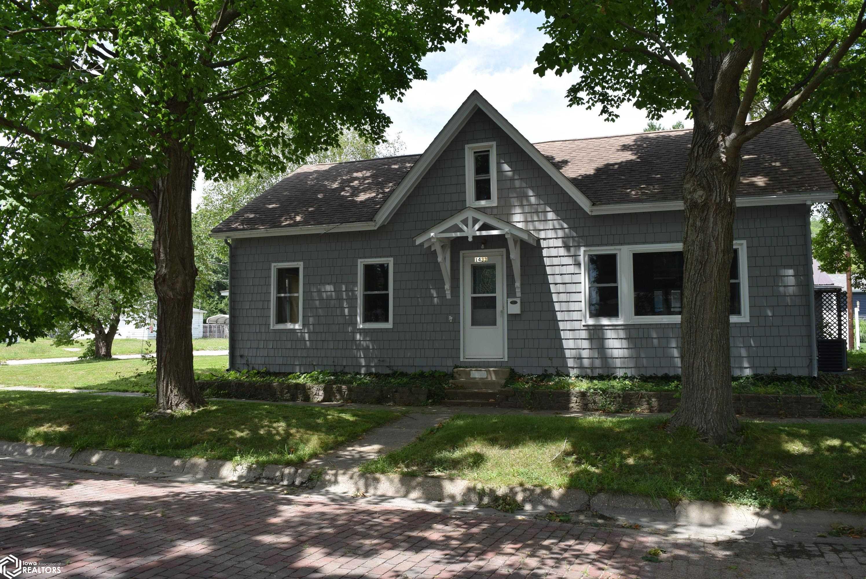 1433 Avenue D, Fort Madison, Iowa image 1