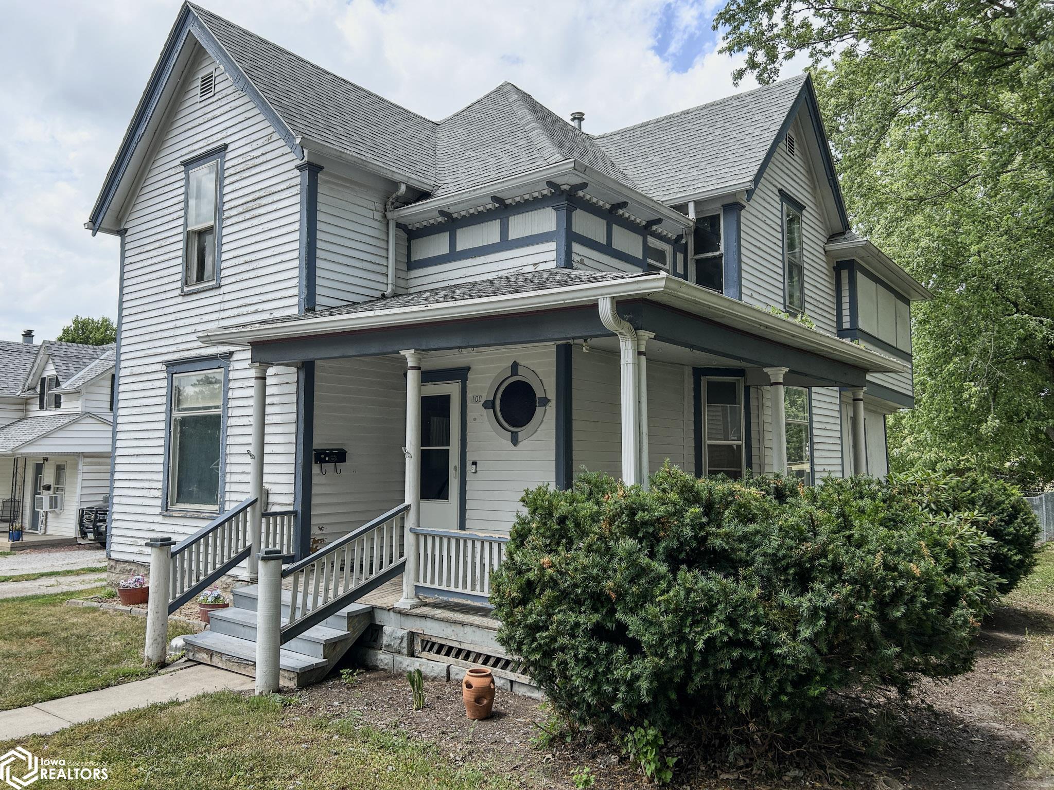 100 E 1st Street, Villisca, Iowa image 1