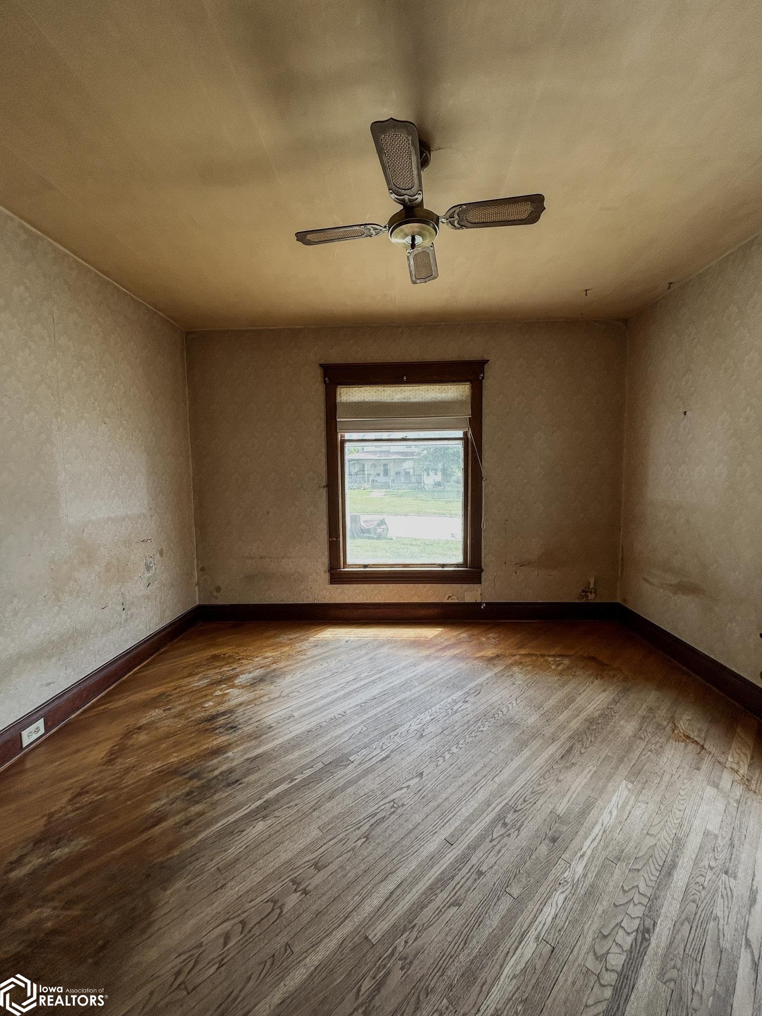 100 E 1st Street, Villisca, Iowa image 24
