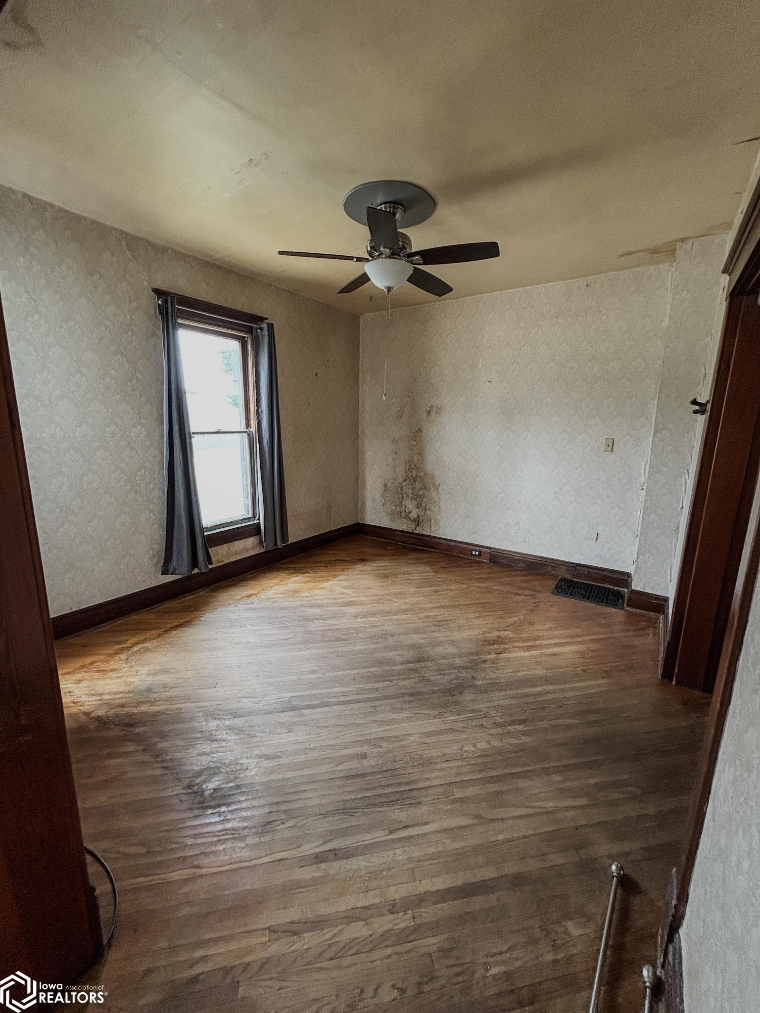 100 E 1st Street, Villisca, Iowa image 26