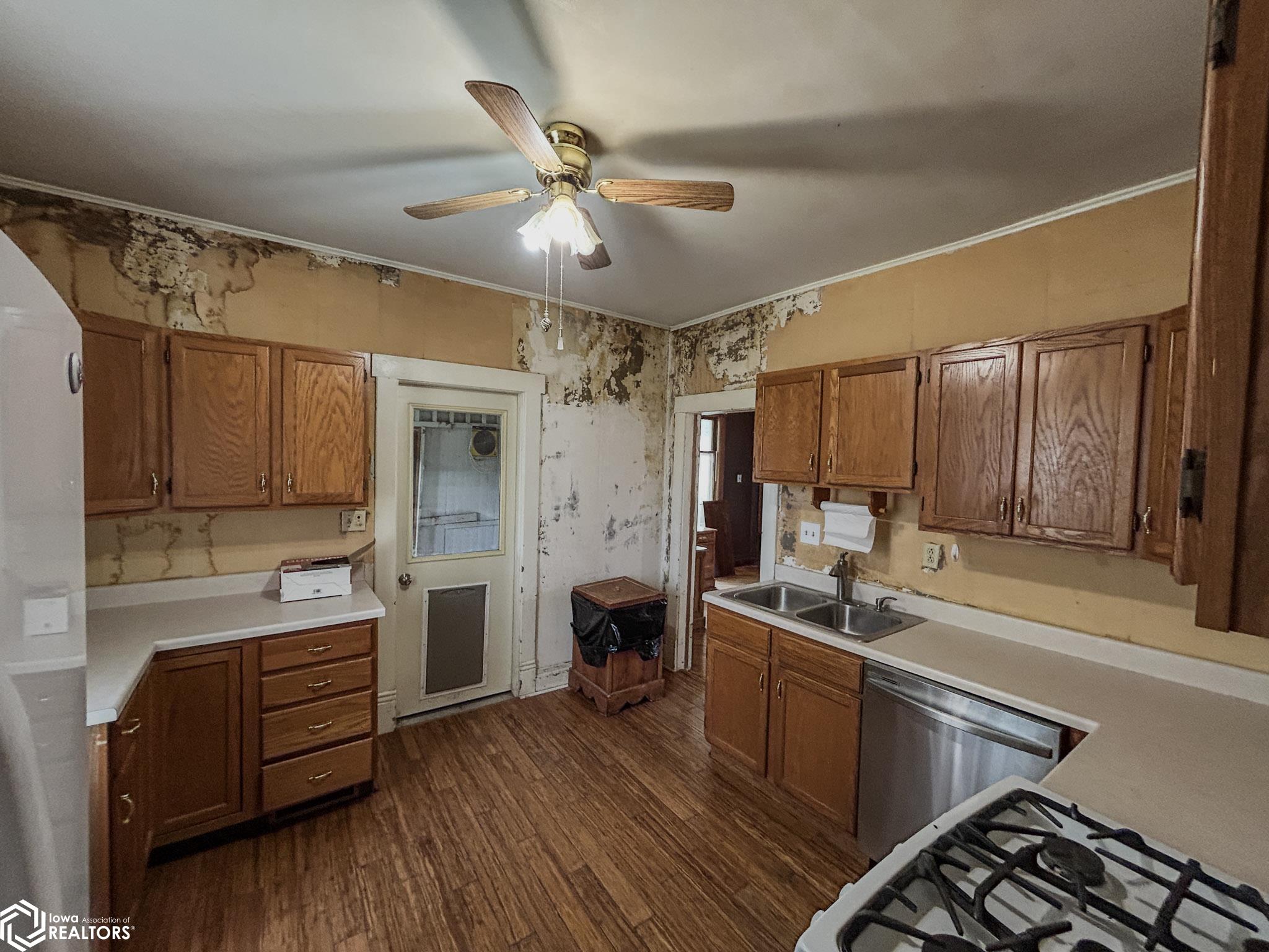 100 E 1st Street, Villisca, Iowa image 33