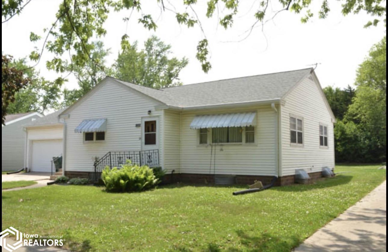 210 S Wisconsin, Hubbard, Iowa image 1