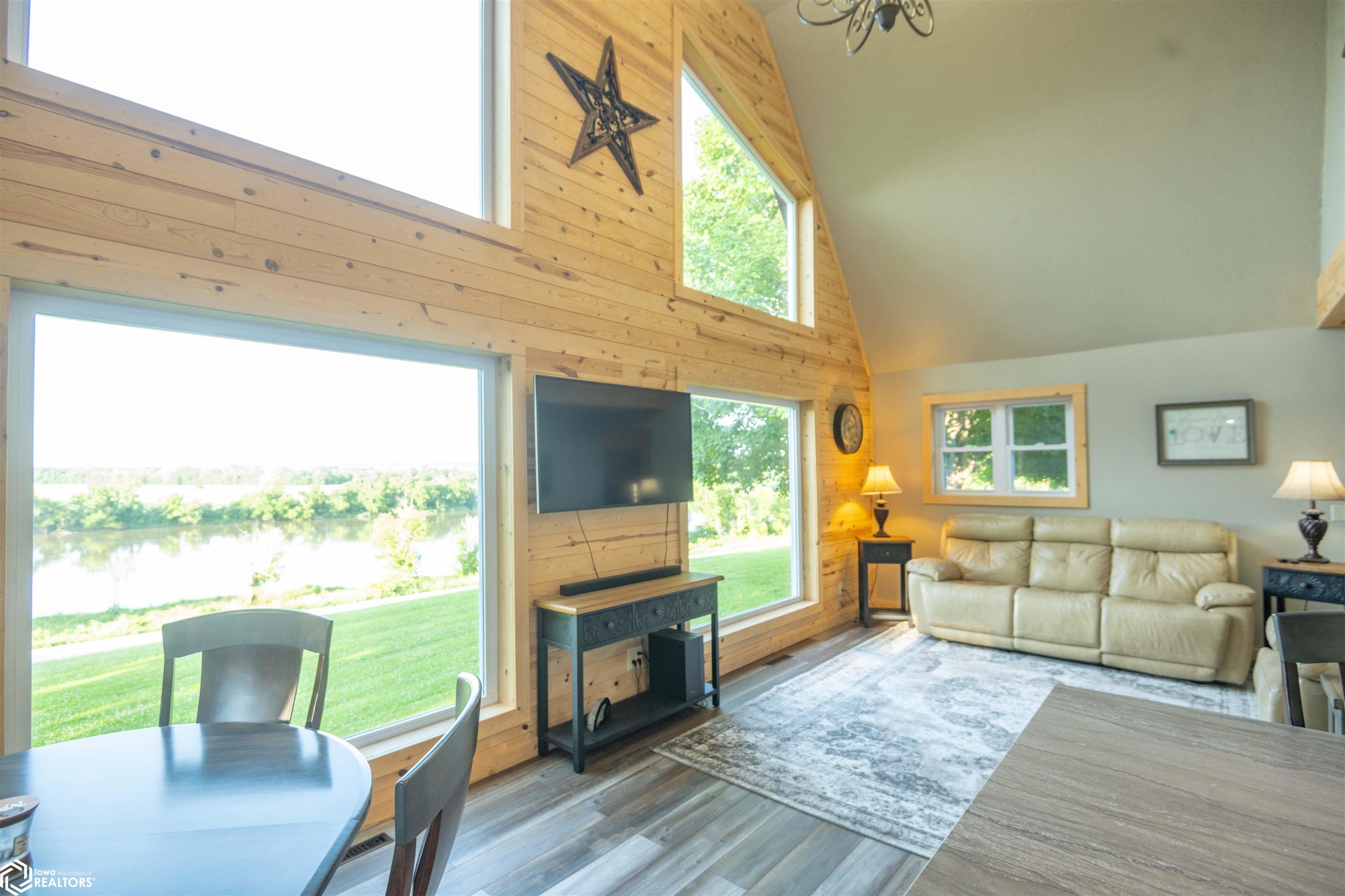 14277 Eagle Drive, Douds, Iowa image 19
