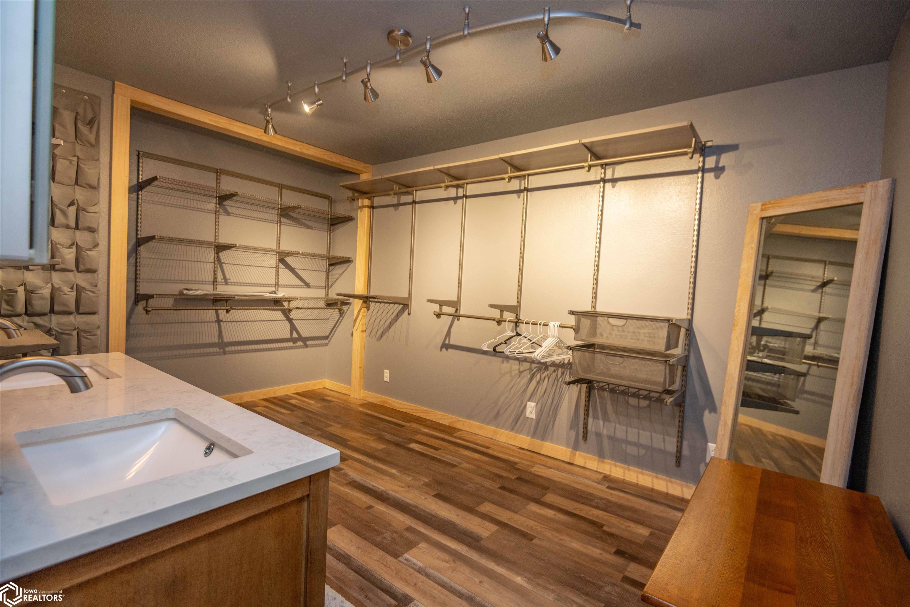 14277 Eagle Drive, Douds, Iowa image 34