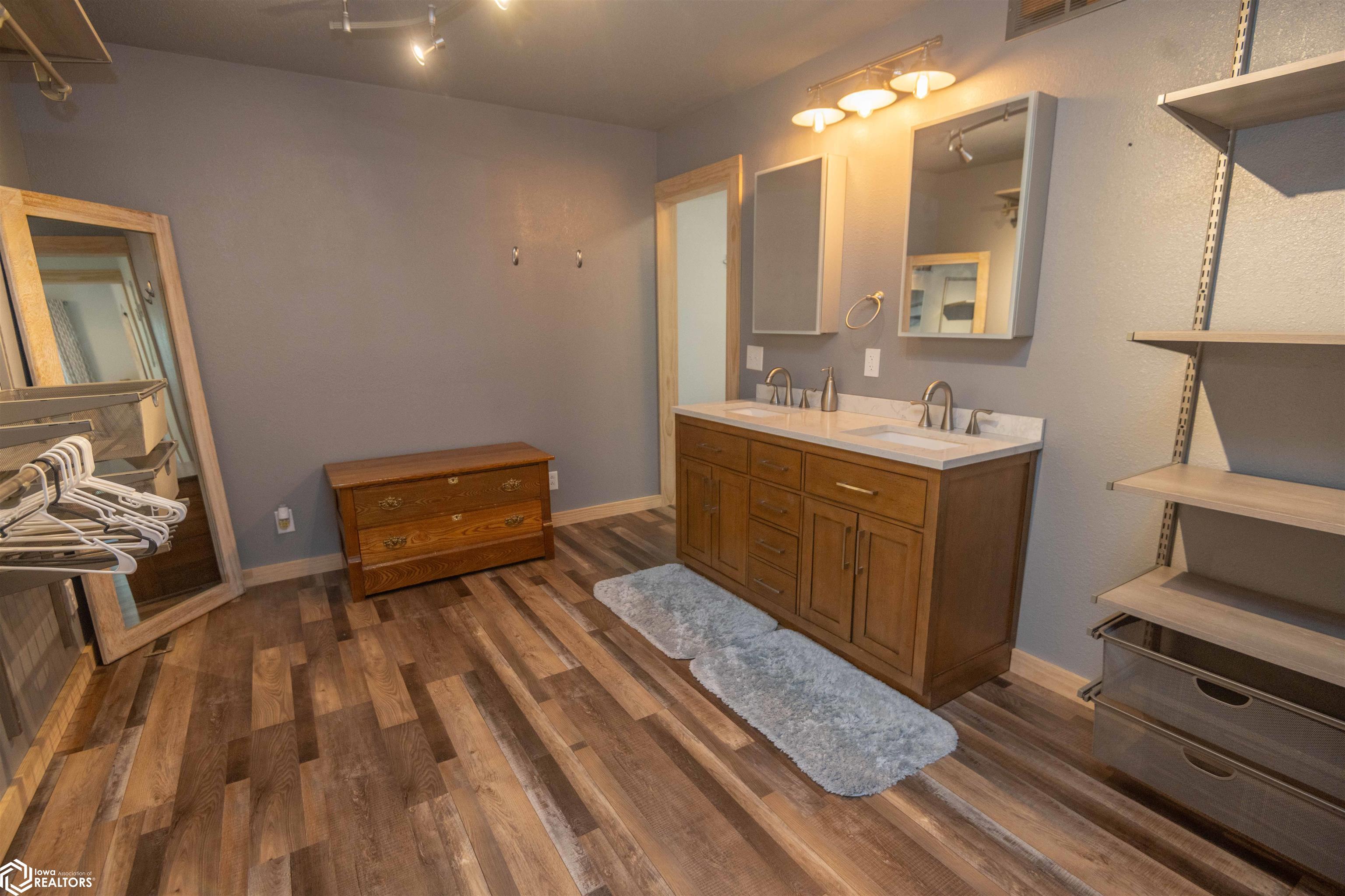 14277 Eagle Drive, Douds, Iowa image 36