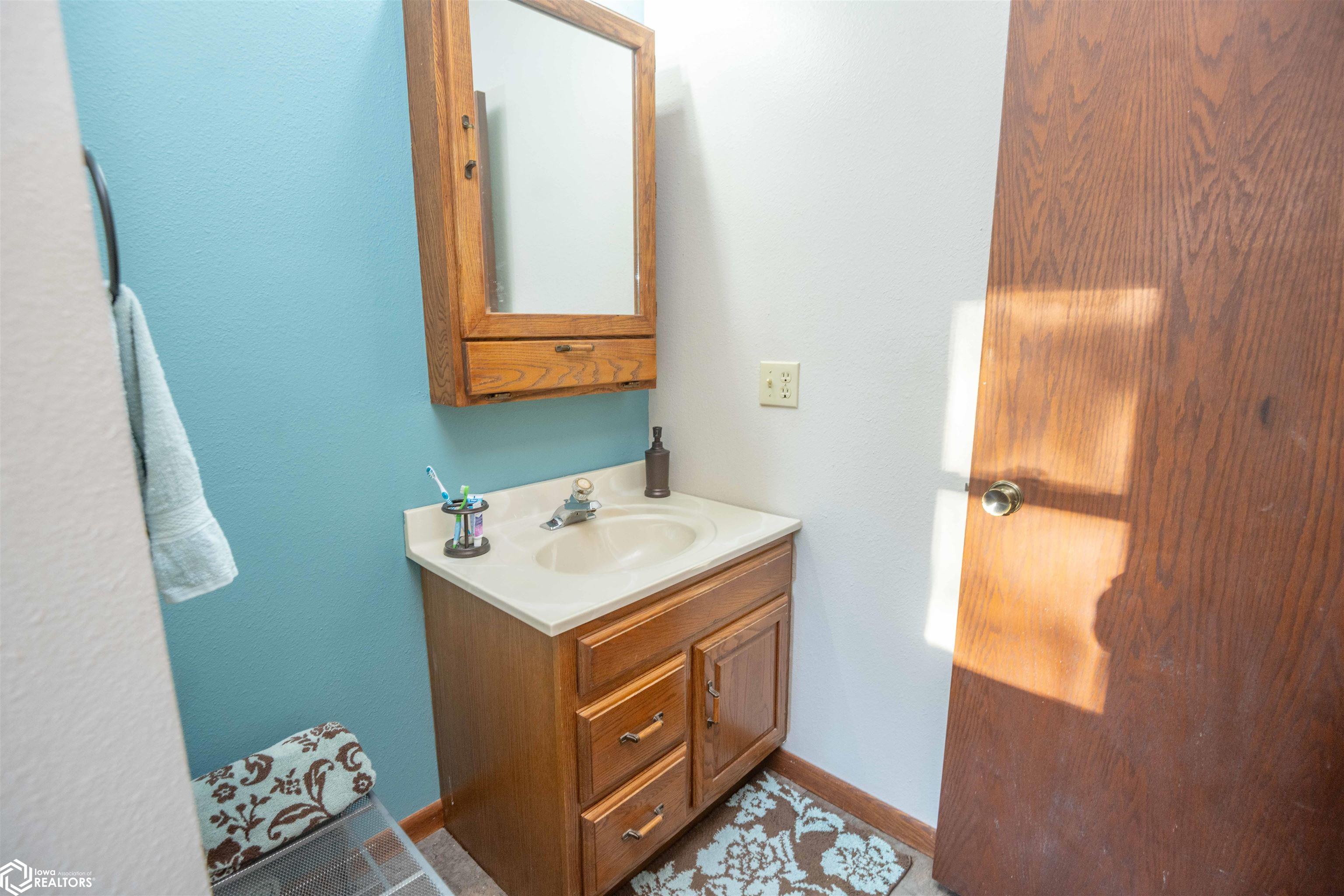 14277 Eagle Drive, Douds, Iowa image 45