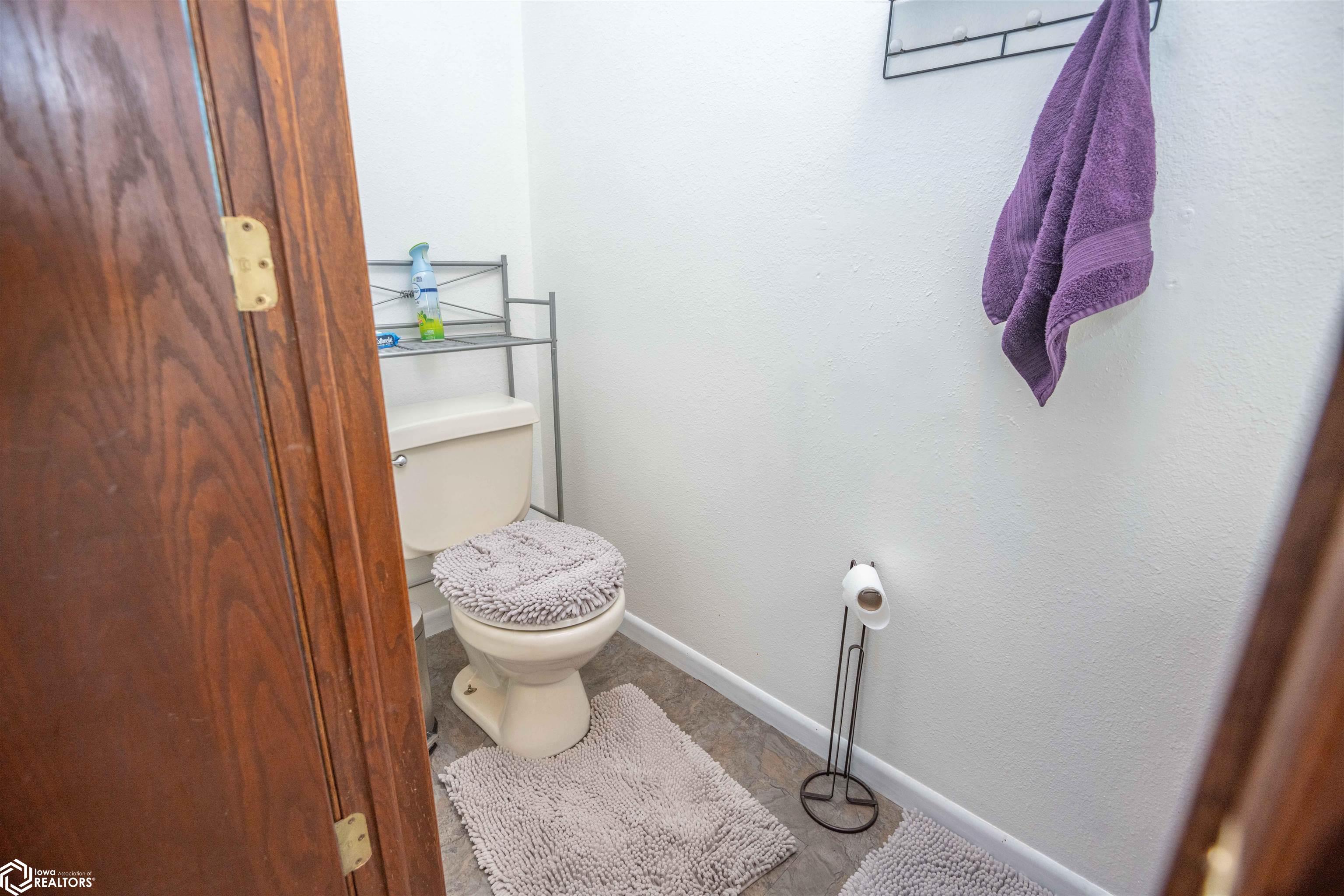 14277 Eagle Drive, Douds, Iowa image 47