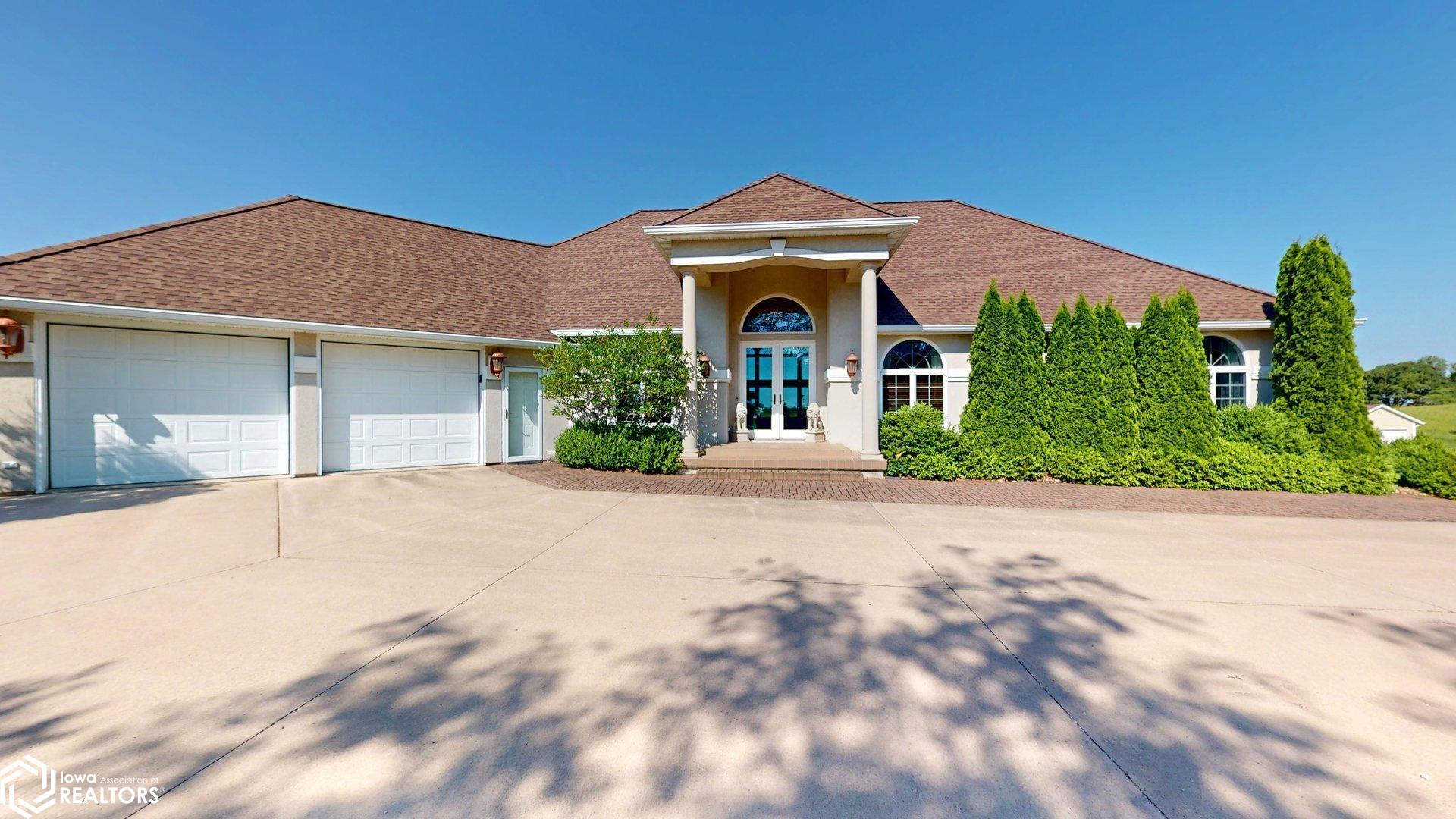 17666 Eagle Avenue, Clear Lake, Iowa image 2