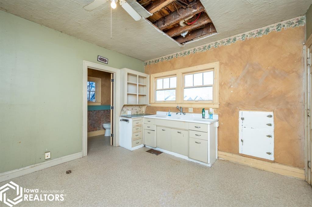 115 W Mclane Street, Osceola, Iowa image 9
