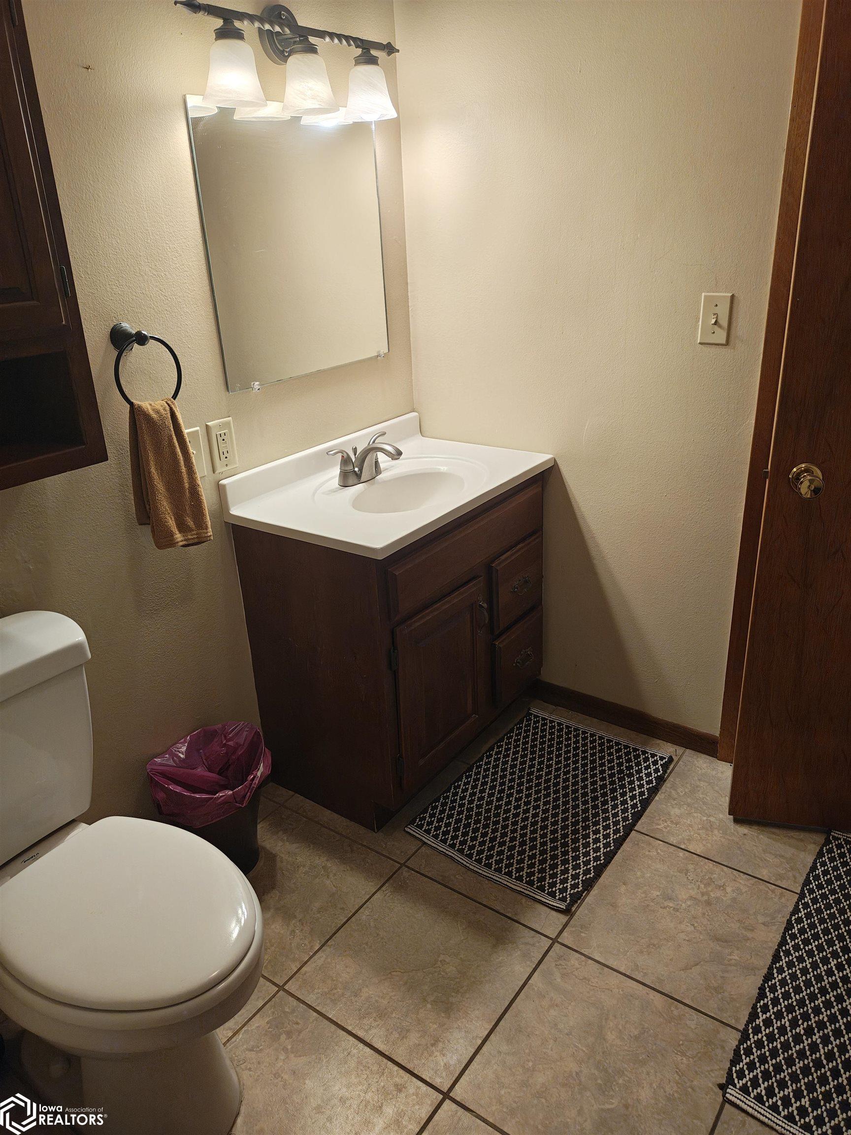 1305 Avenue C, Fort Madison, Iowa image 14