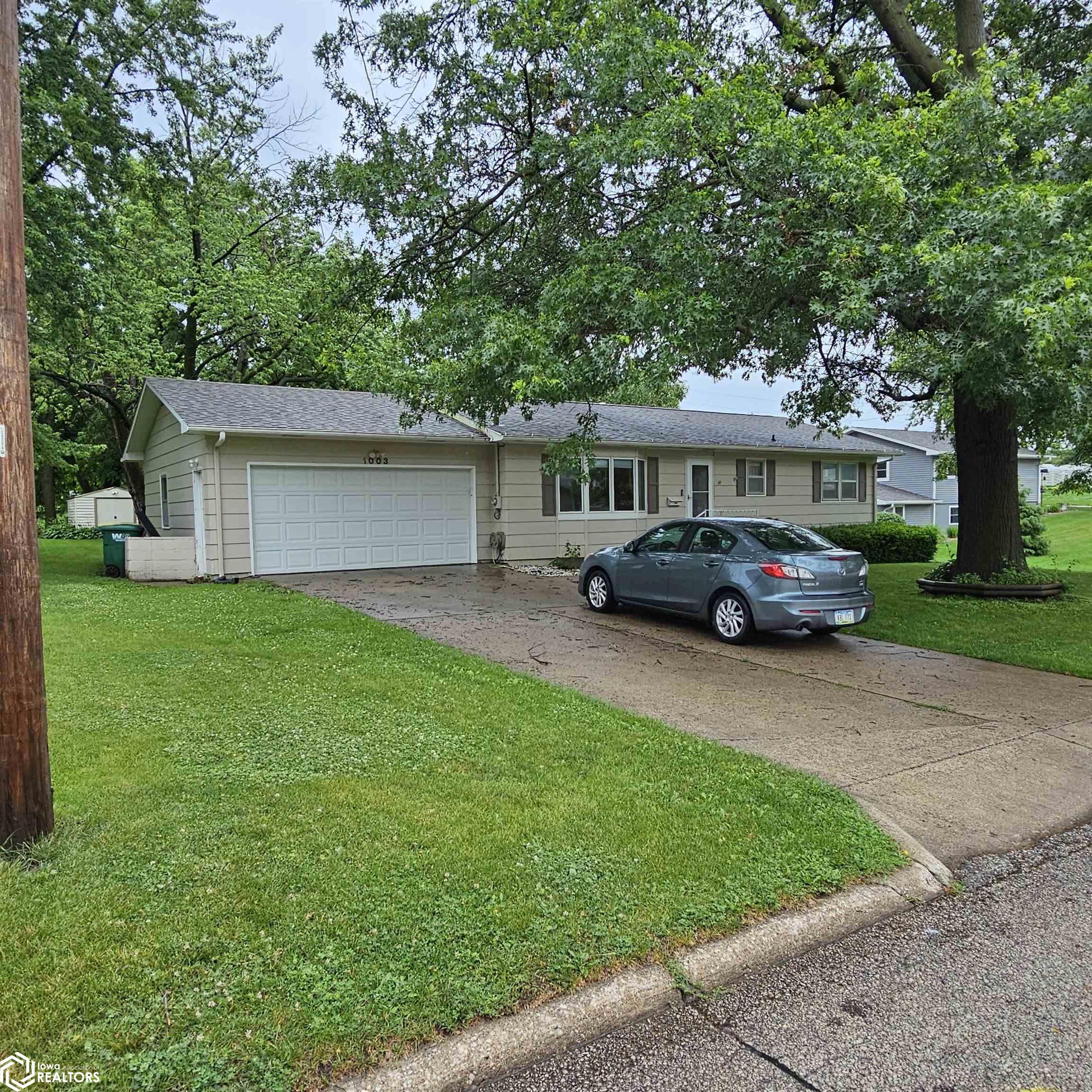 1003 N Vine Street, Creston, Iowa image 2