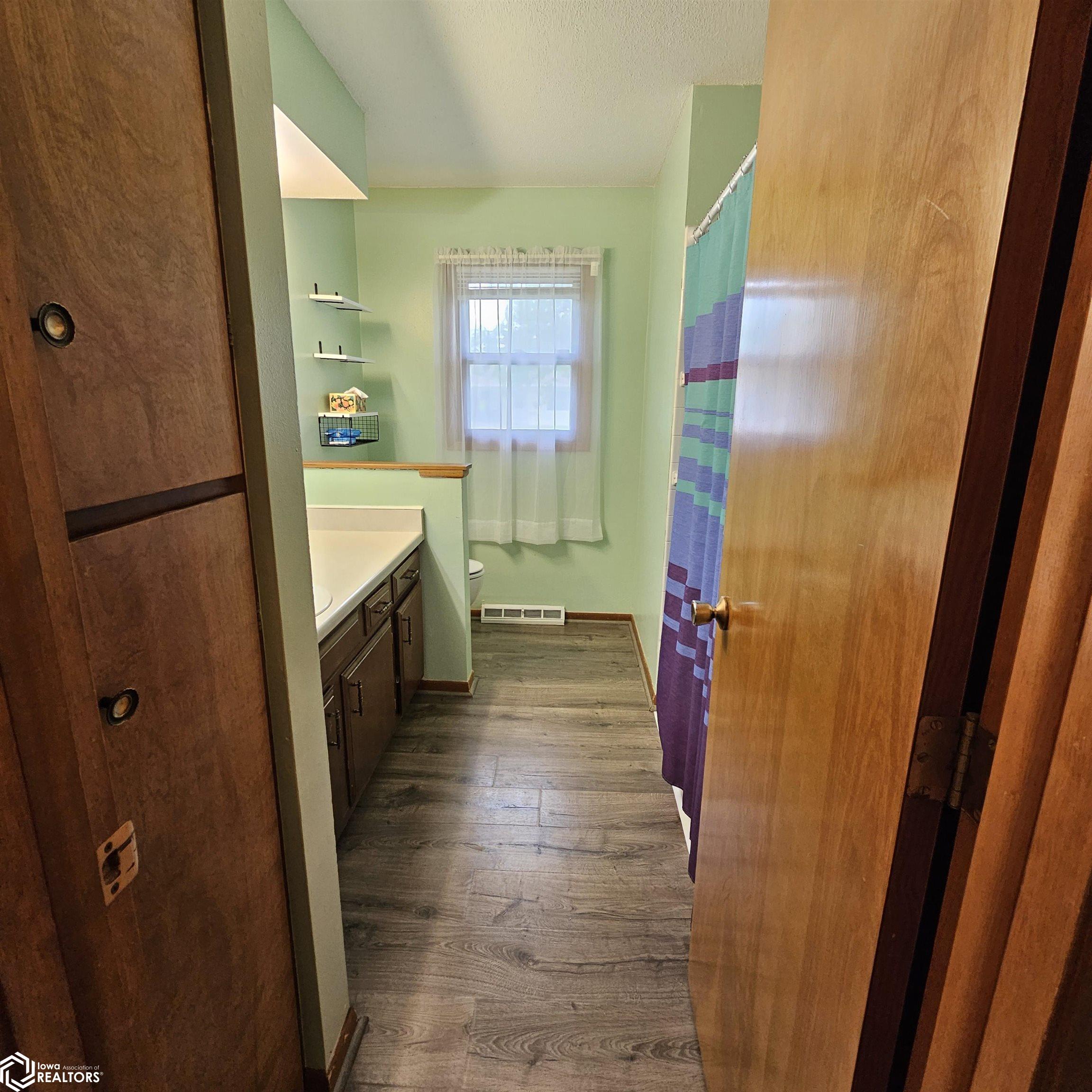 1003 N Vine Street, Creston, Iowa image 16