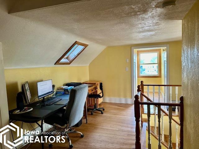 306 W Hempstead, Fairfield, Iowa image 40