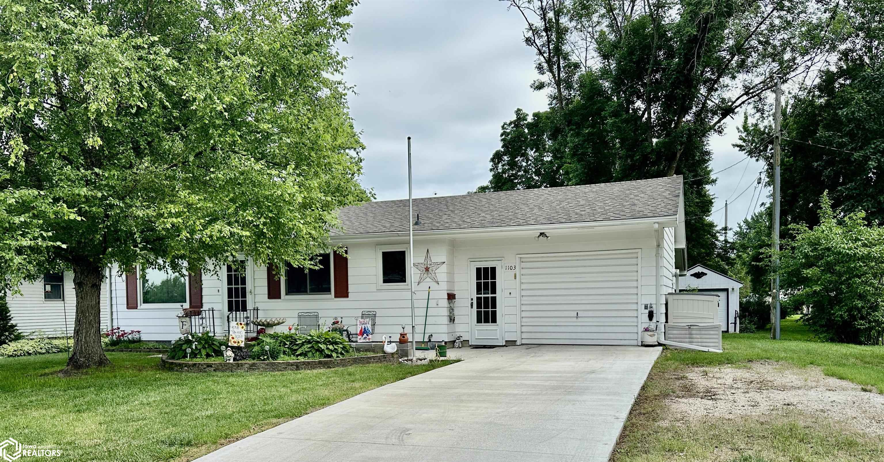 1103 N 6th Ave, Northwood, Iowa image 14