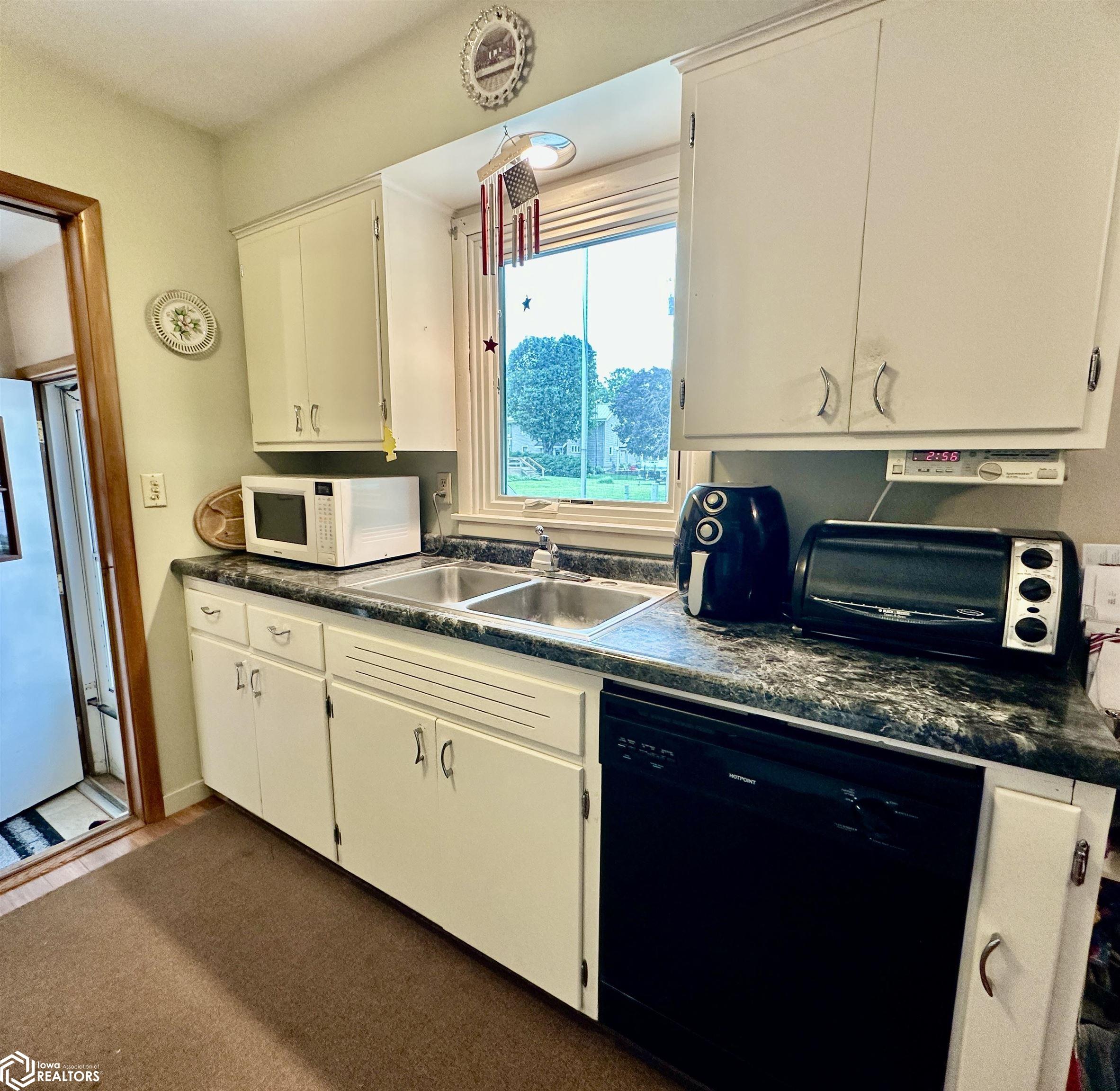 1103 N 6th Ave, Northwood, Iowa image 7